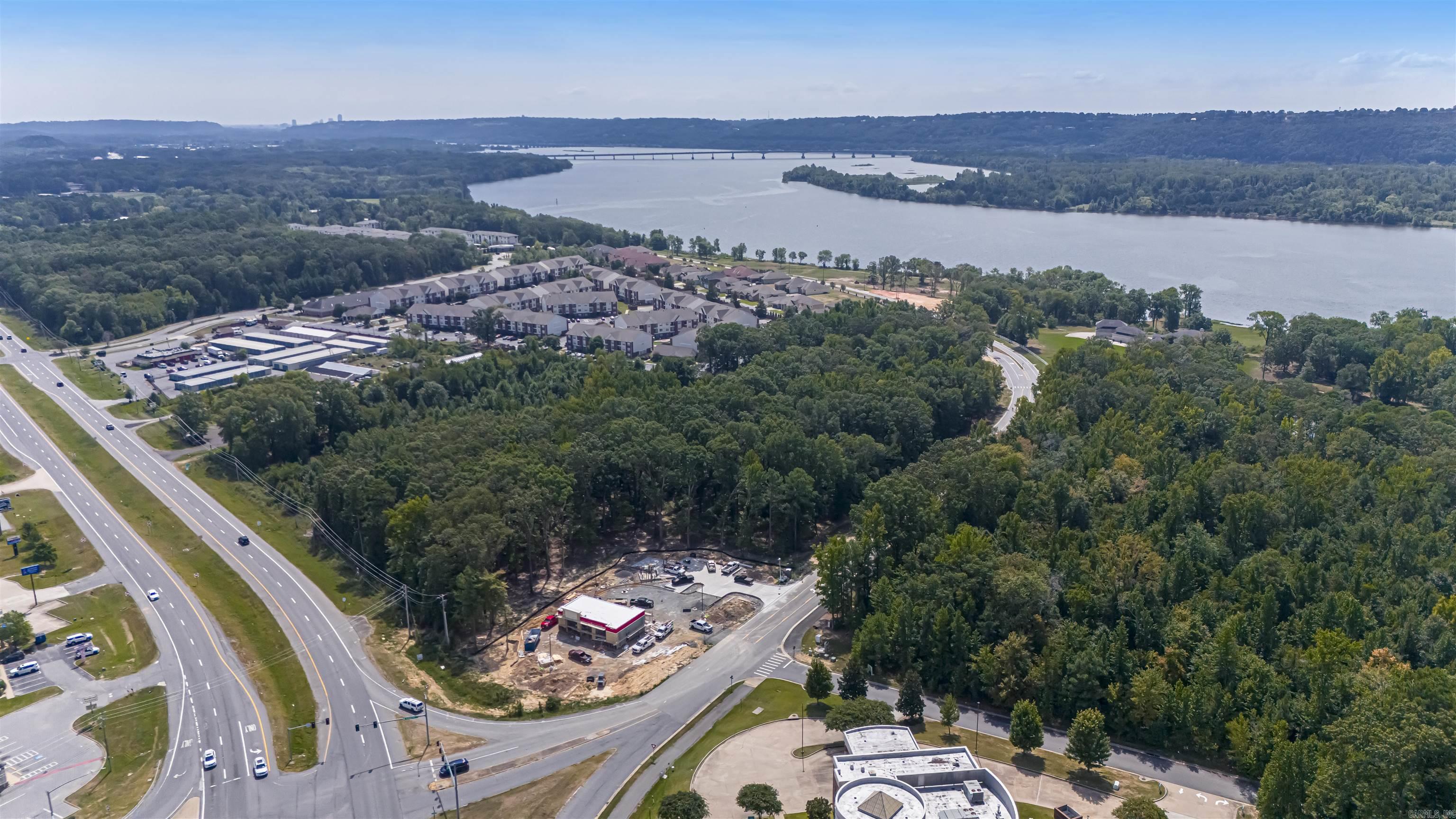 7410 Large Oak Lane  Maumelle, AR
