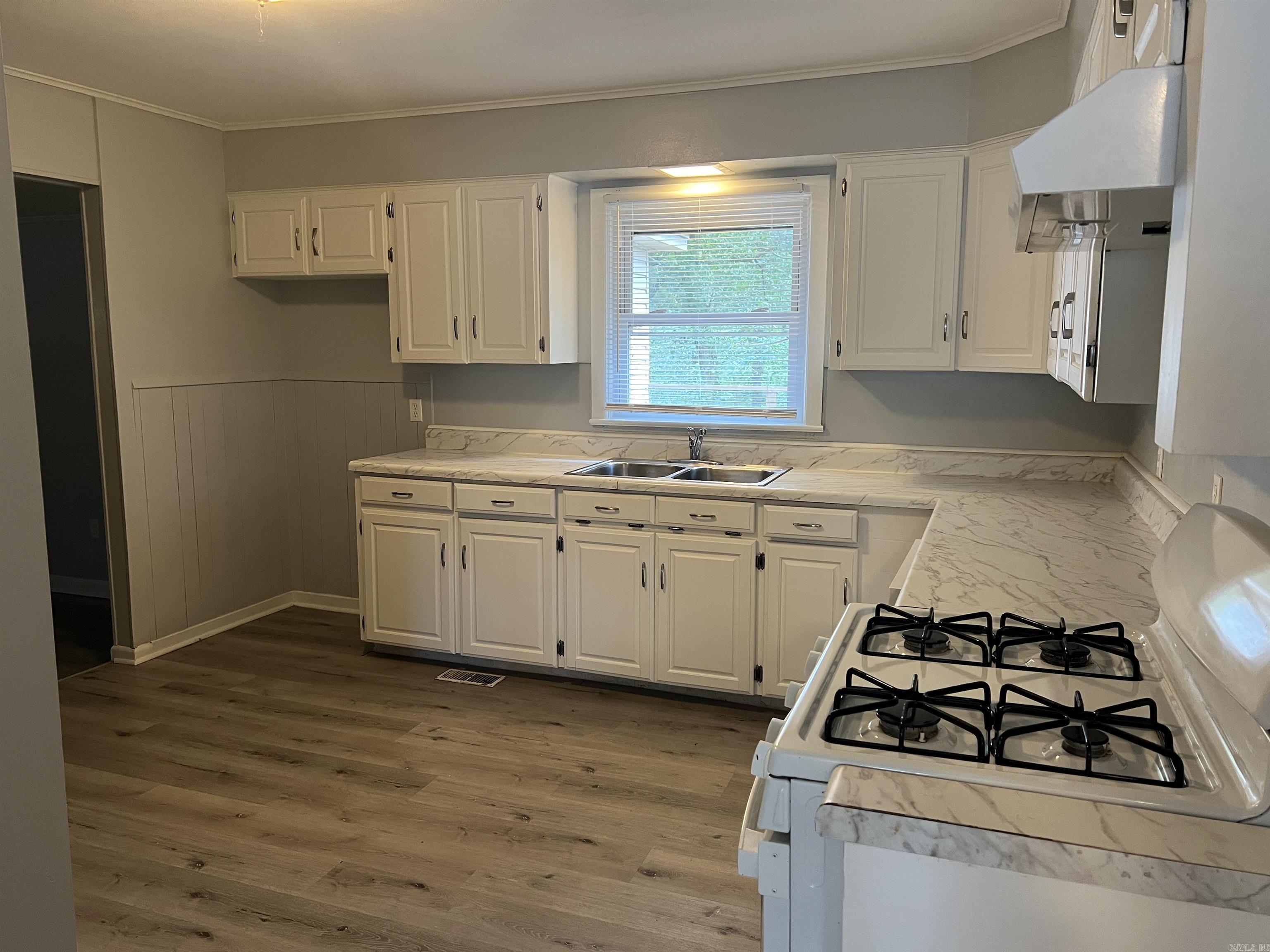 8713 Westwood  Little Rock, AR