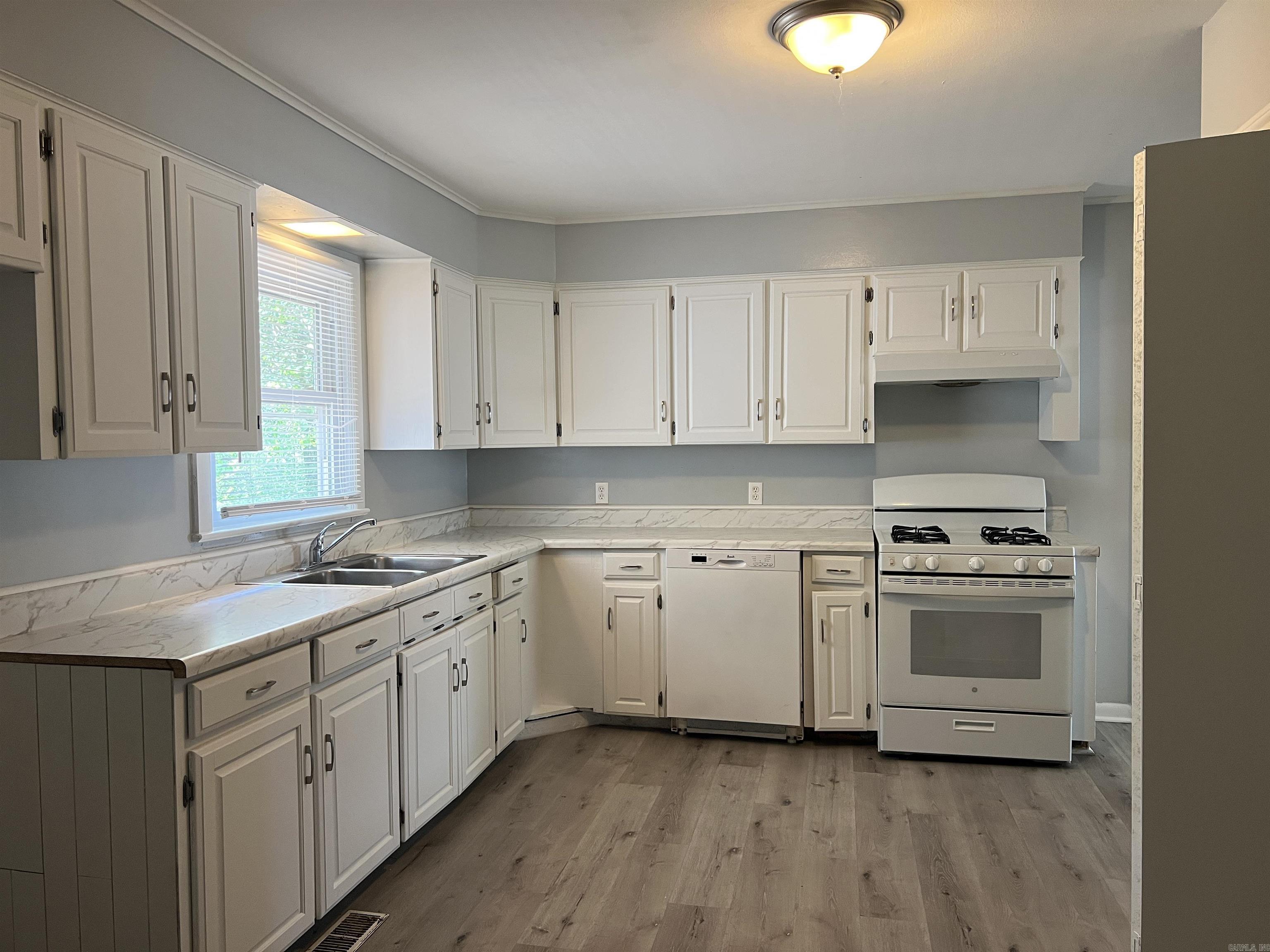 8713 Westwood  Little Rock, AR