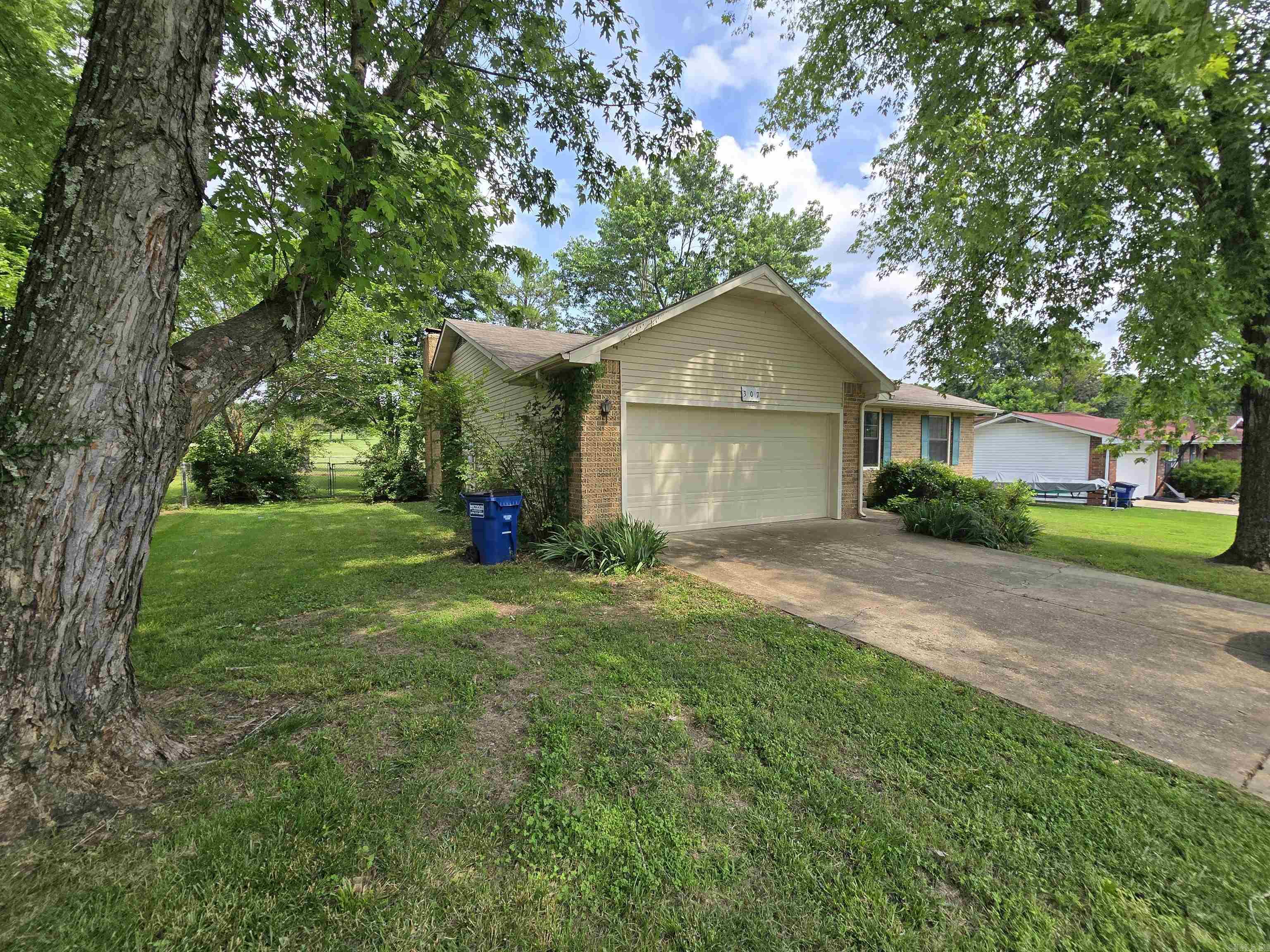 307 Forest Drive  Mountain Home, AR