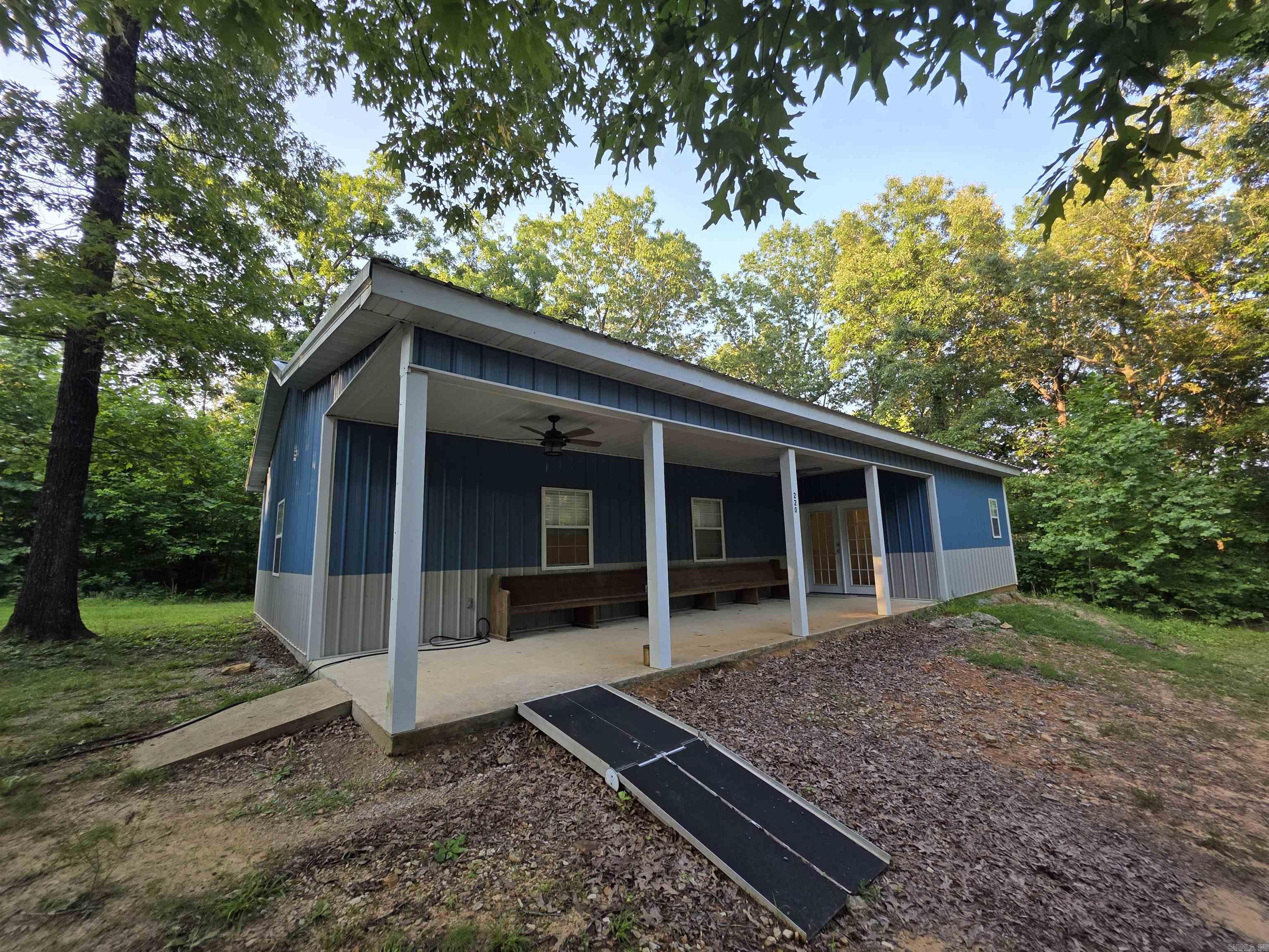 220 Hopewell Hollow RD  Norfork, AR