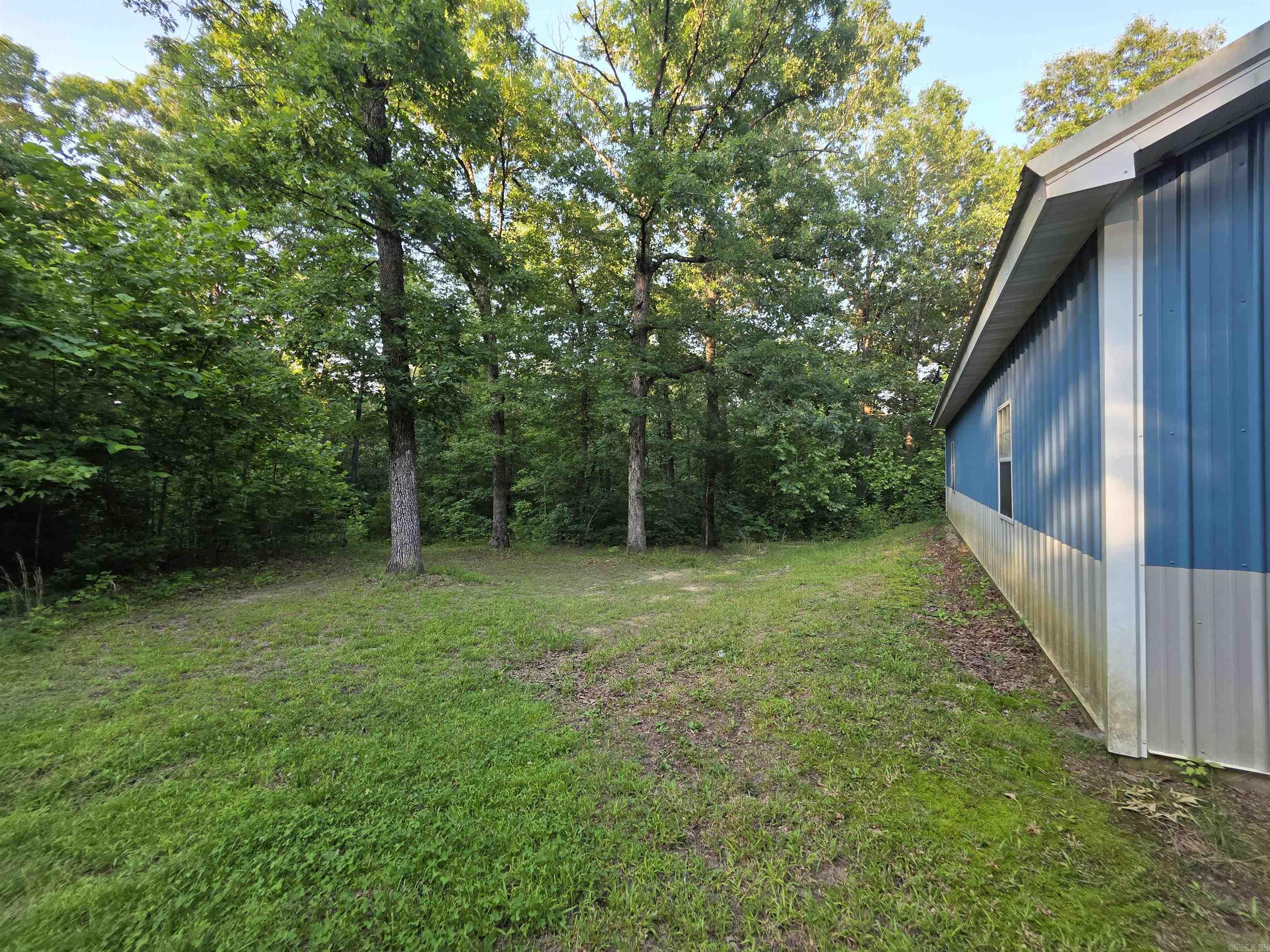 220 Hopewell Hollow RD  Norfork, AR