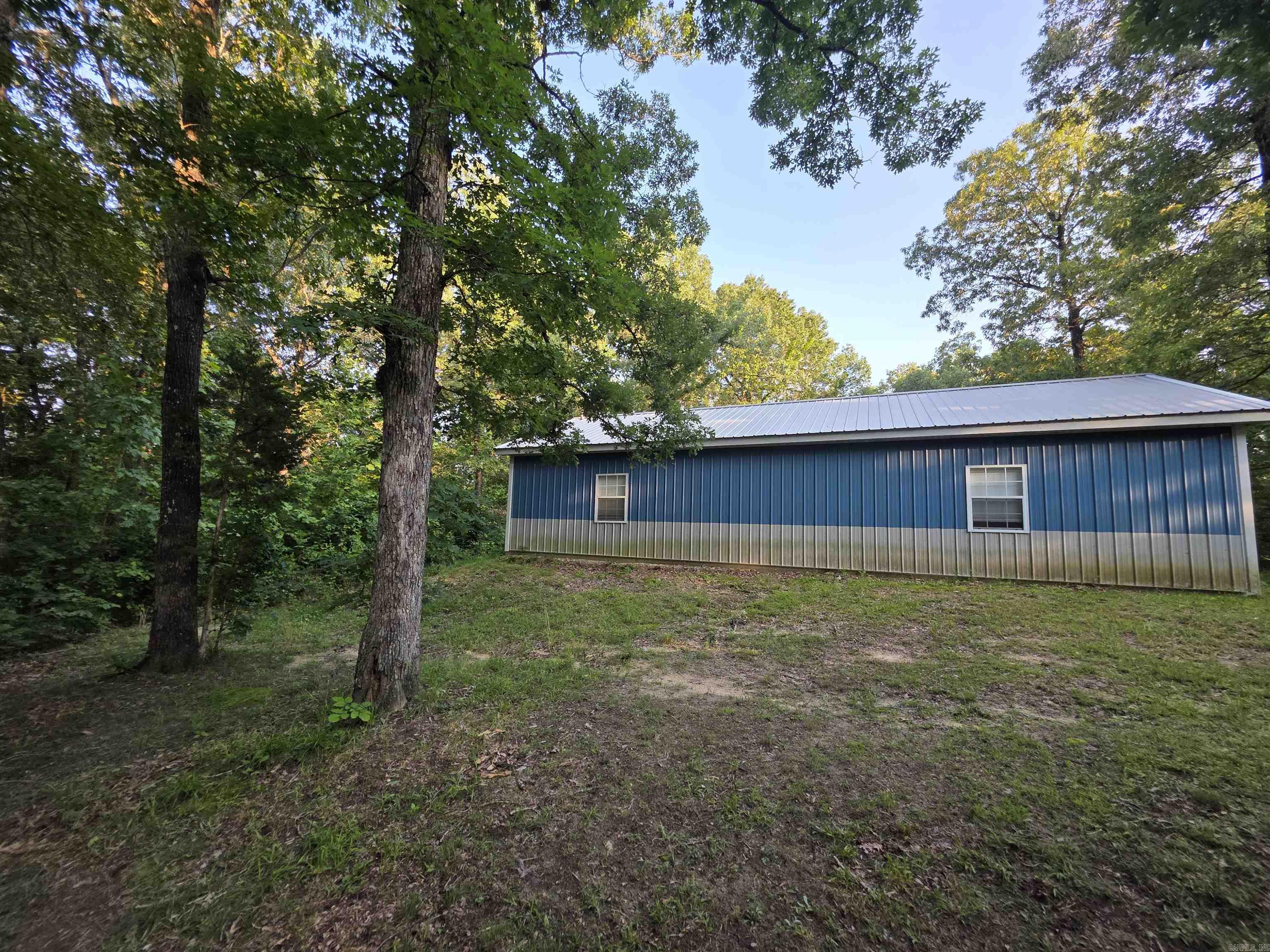 220 Hopewell Hollow RD  Norfork, AR