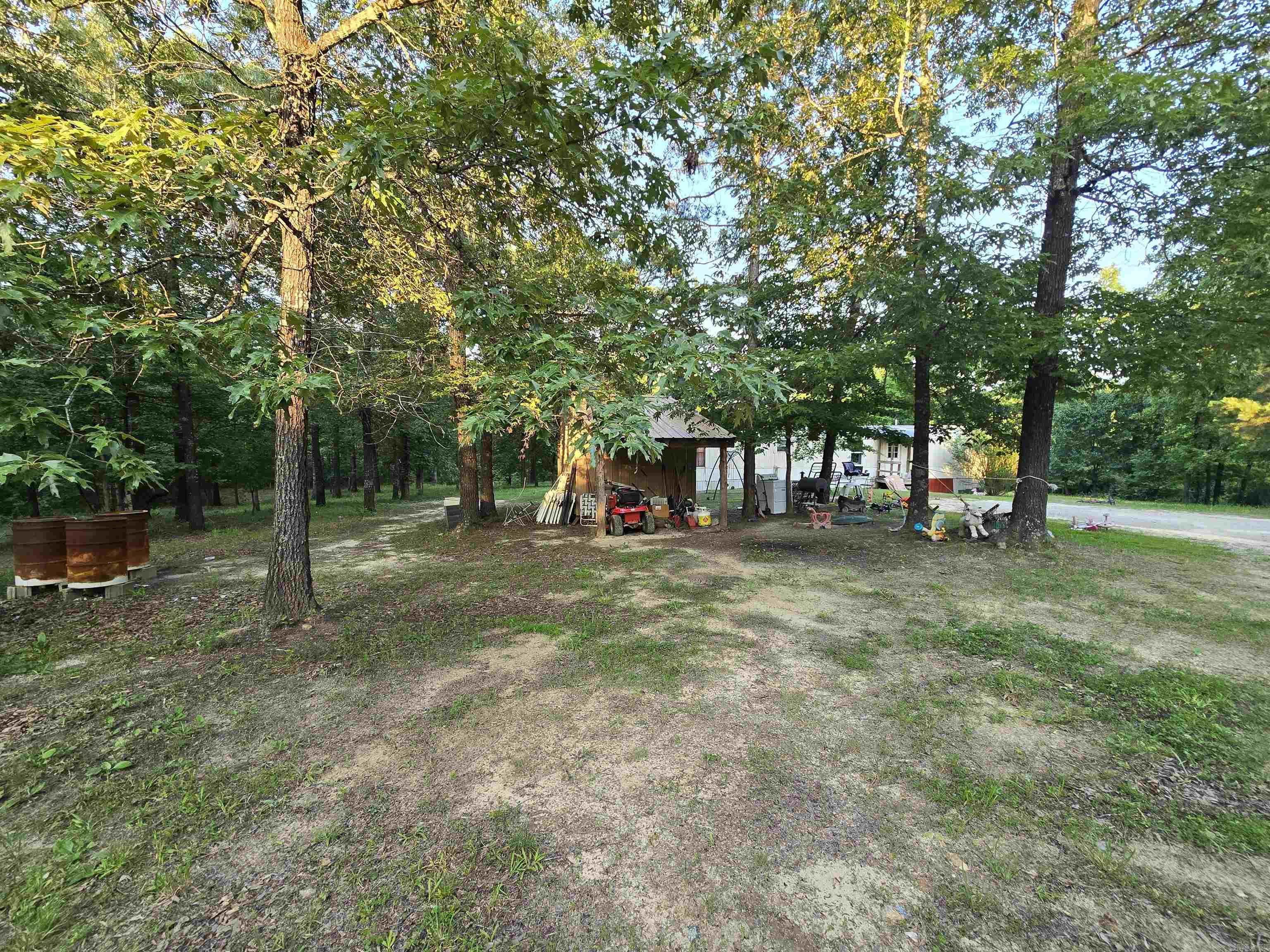 148 Hopewell Hollow RD  Norfork, AR