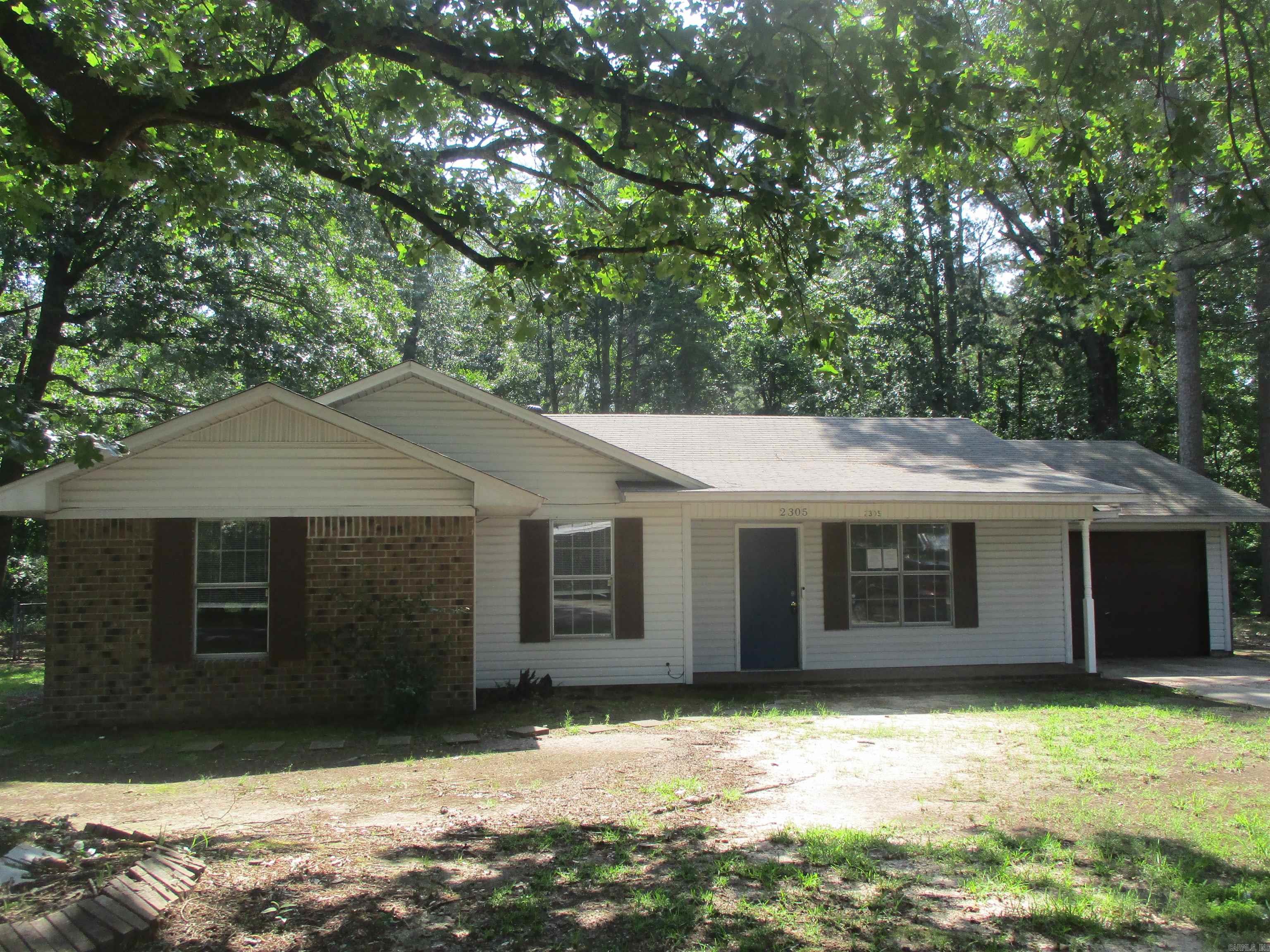 2305 Betty  White Hall, AR