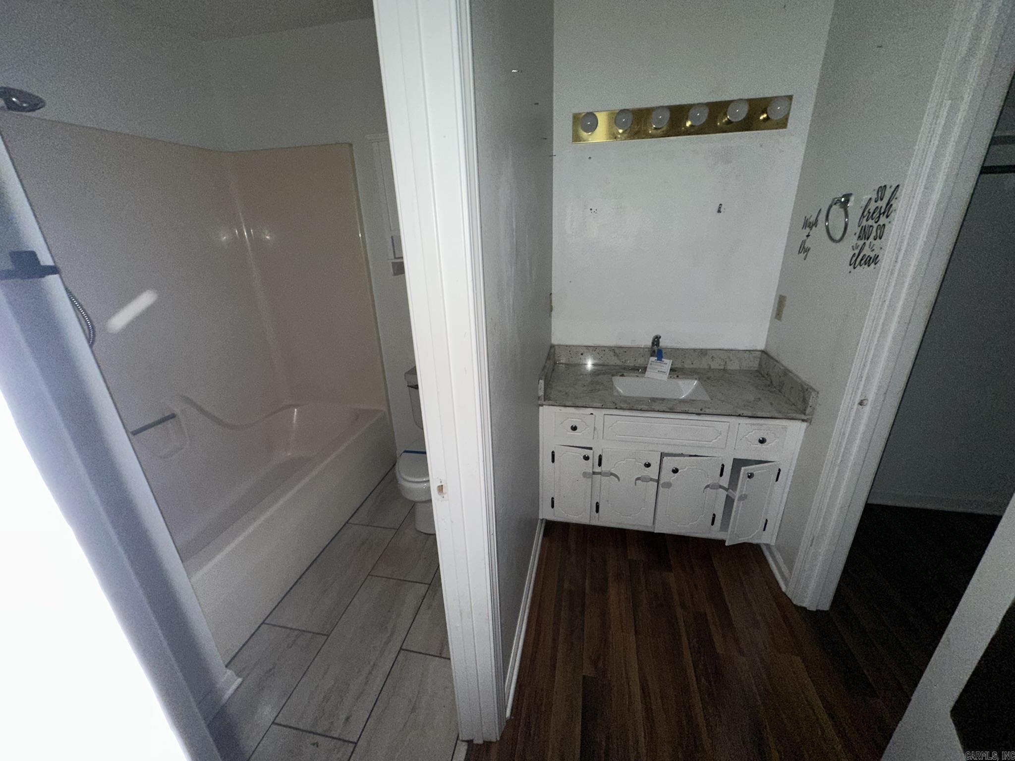 2305 Betty  White Hall, AR