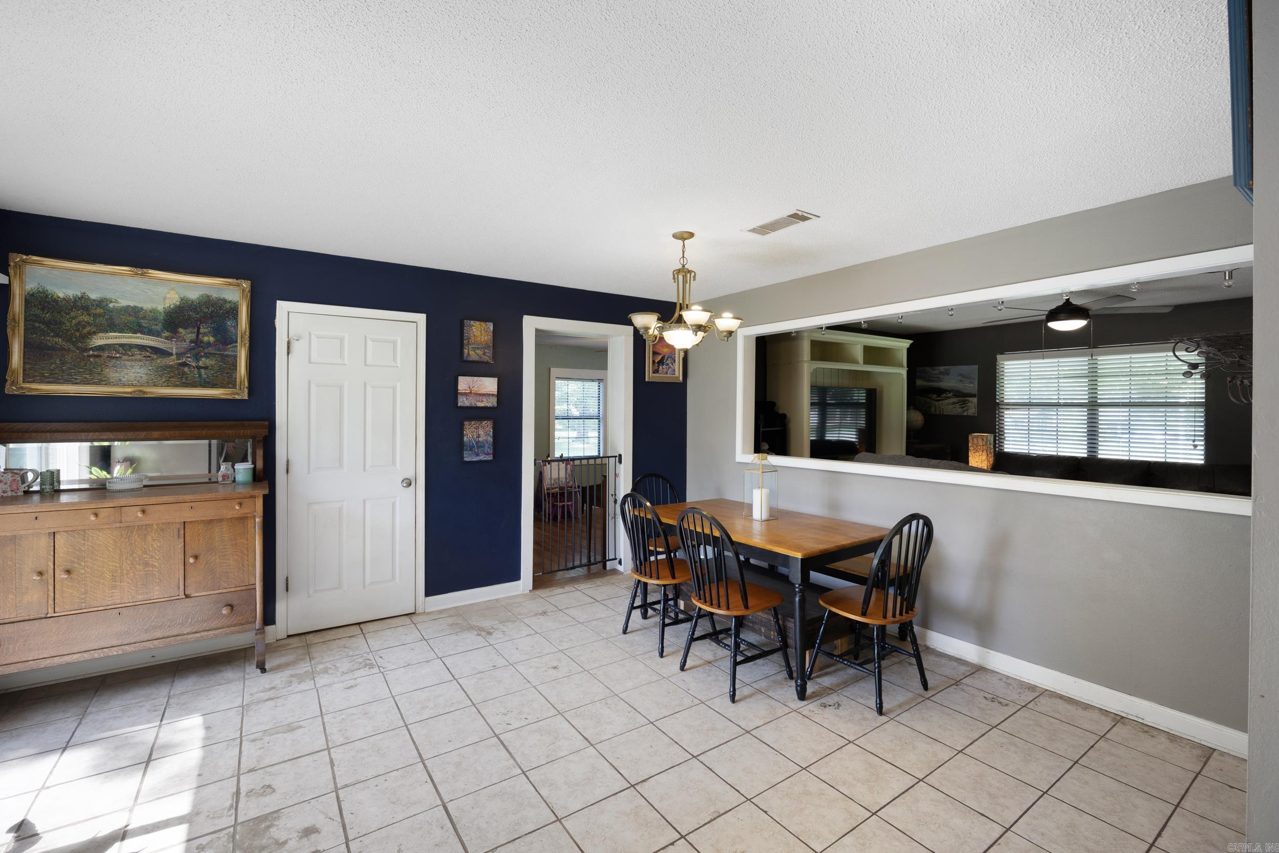 24 Foxmoor  Conway, AR