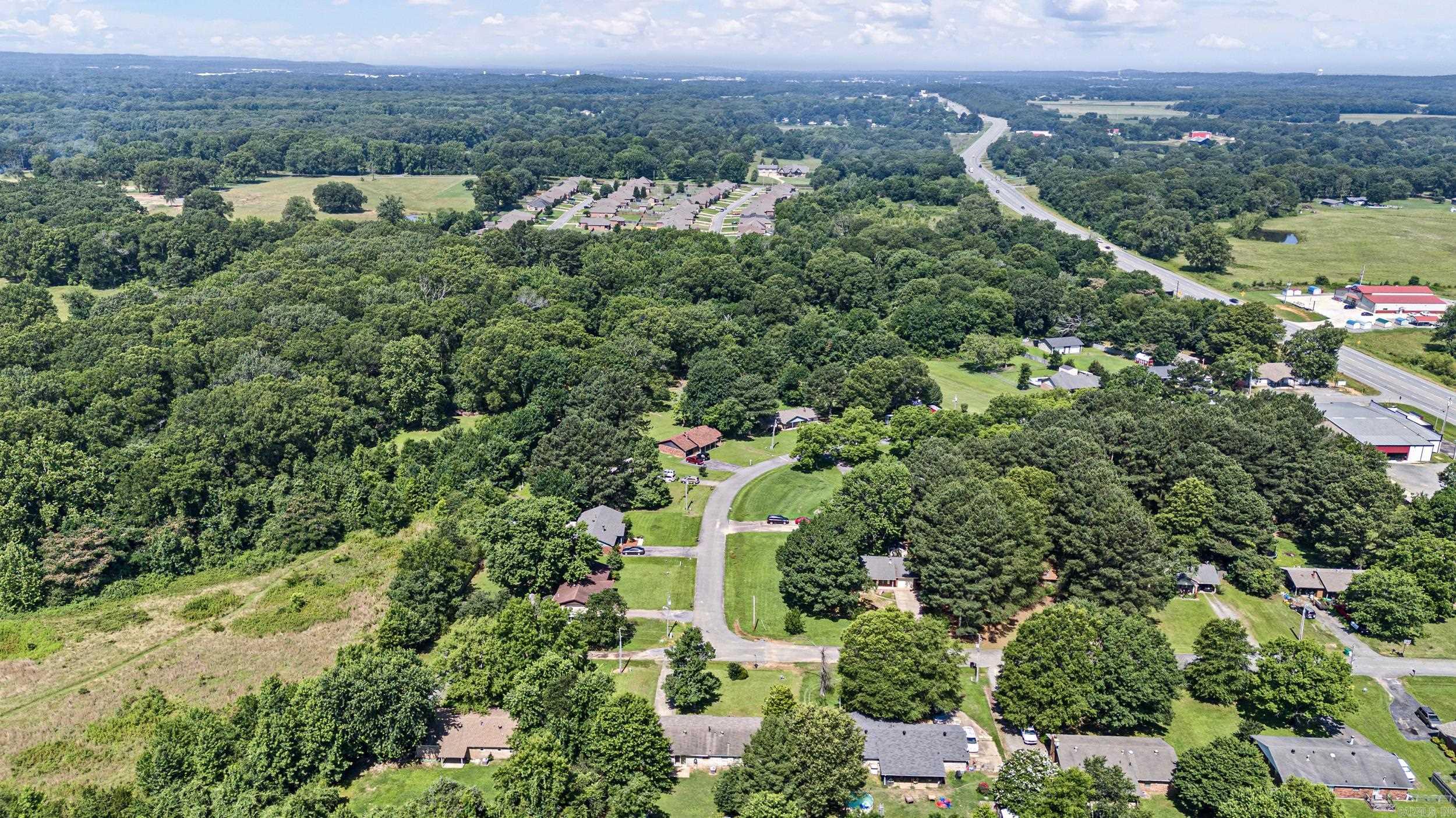 24 Foxmoor  Conway, AR