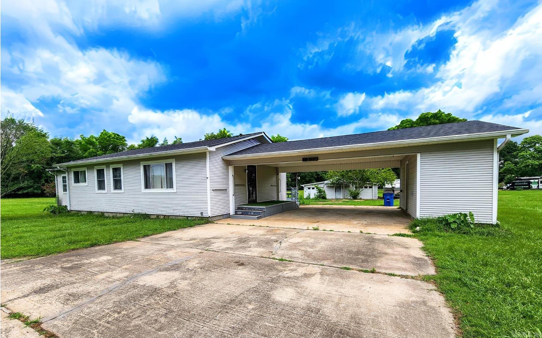 7309 Faulkner Lake Road