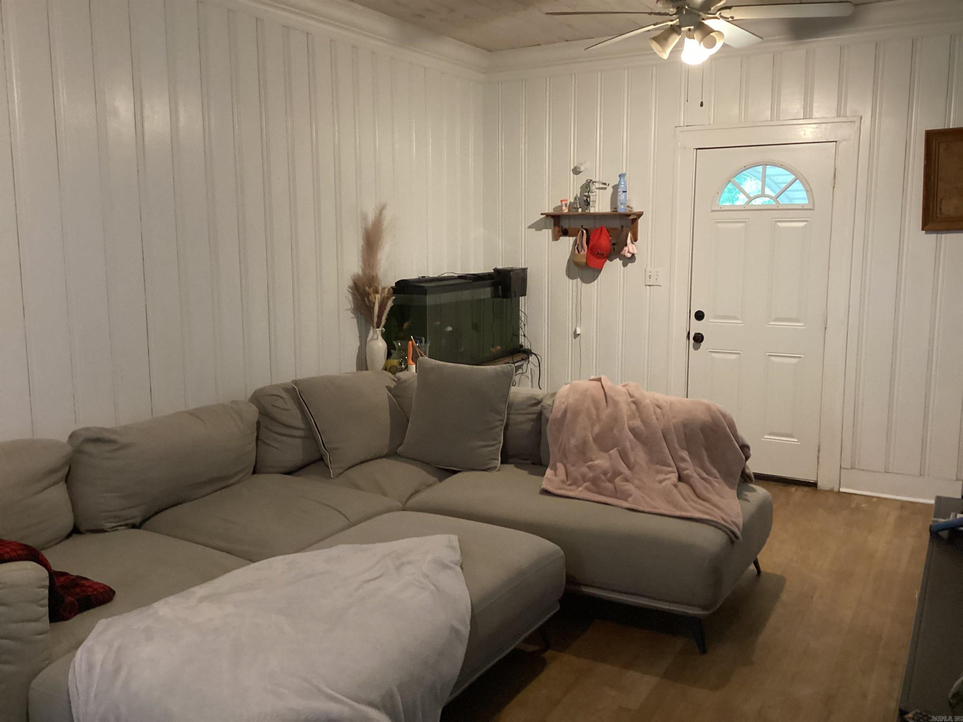 625 E Main  Prescott, AR