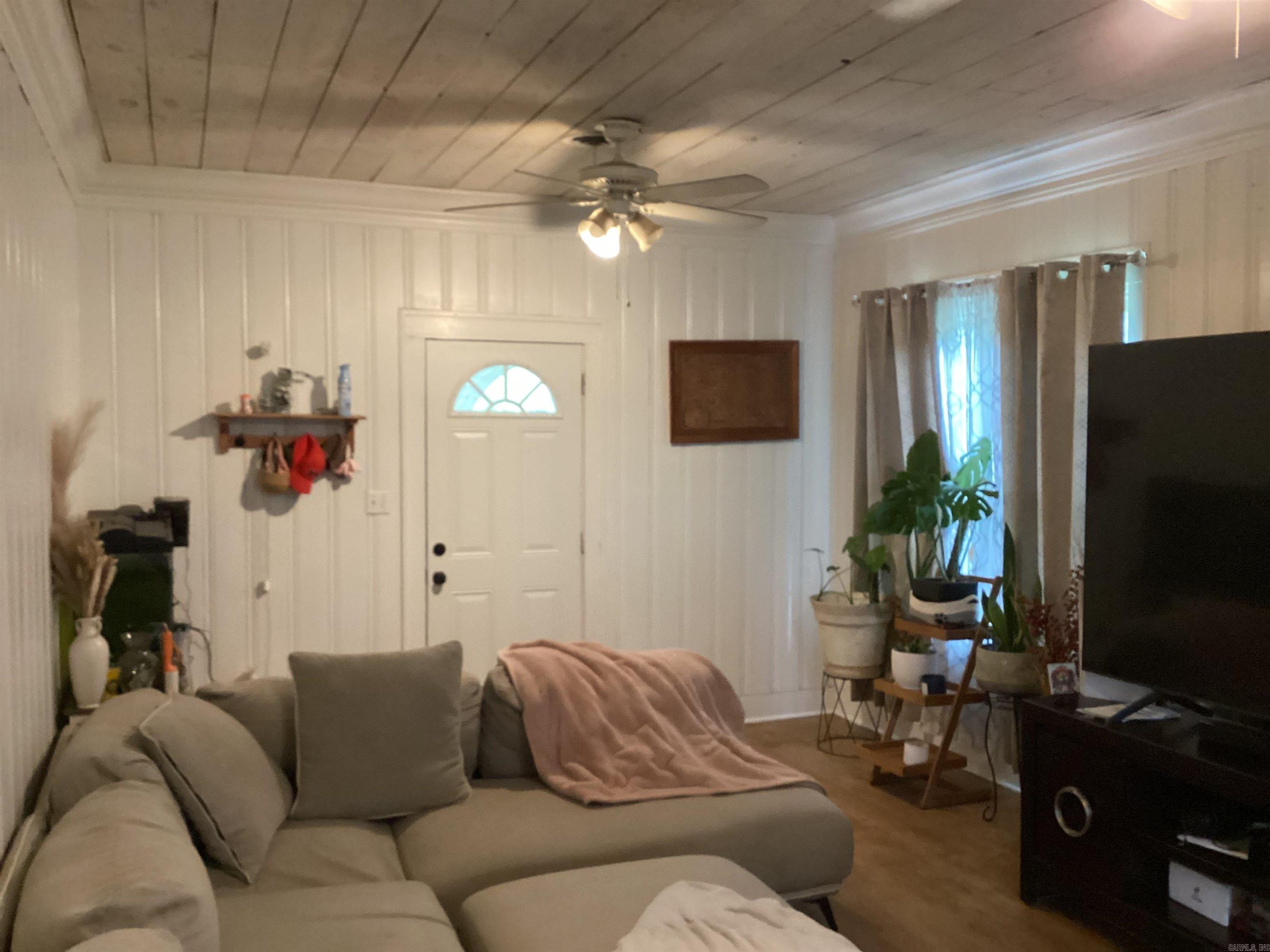 625 E Main  Prescott, AR