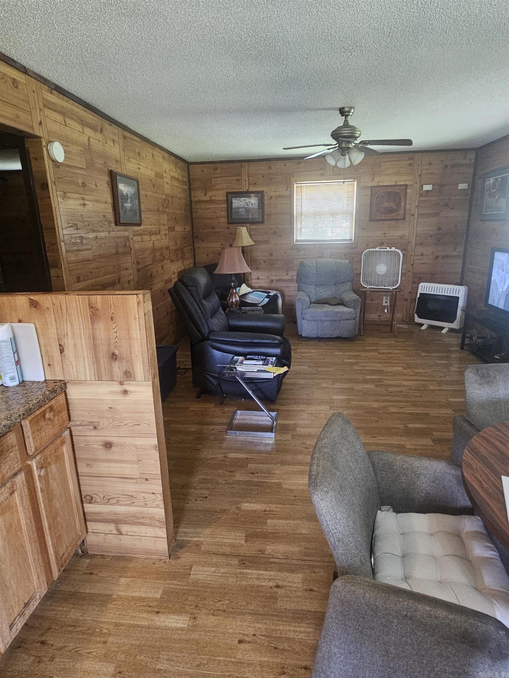 178 Reames Rd  Romance, AR