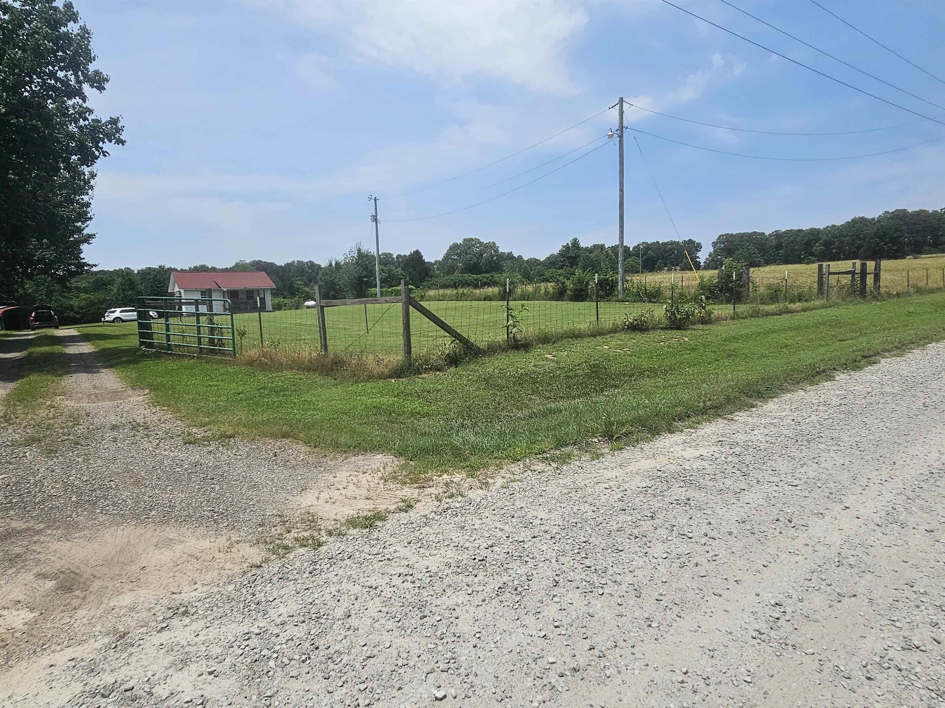 178 Reames Rd  Romance, AR
