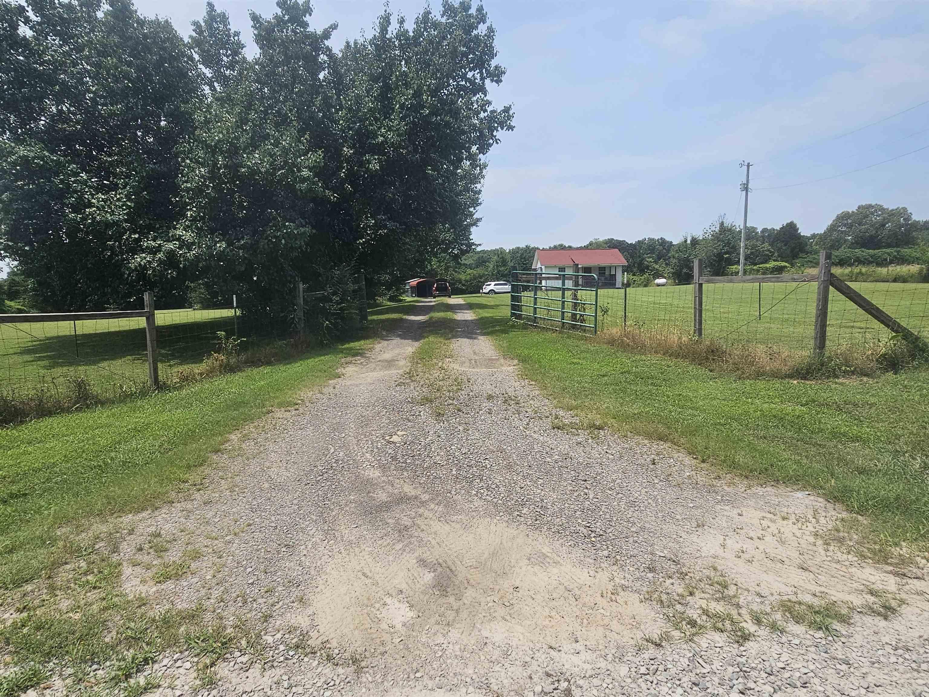 178 Reames Rd  Romance, AR