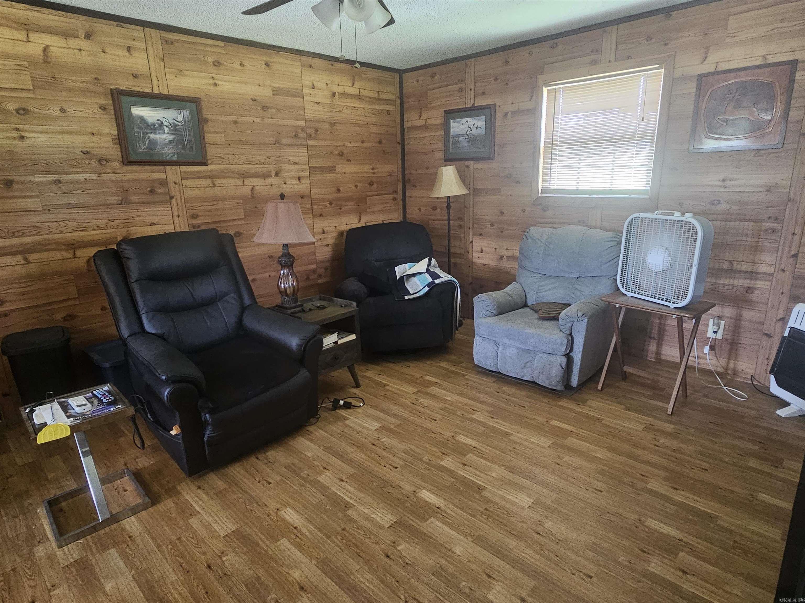 178 Reames Rd  Romance, AR
