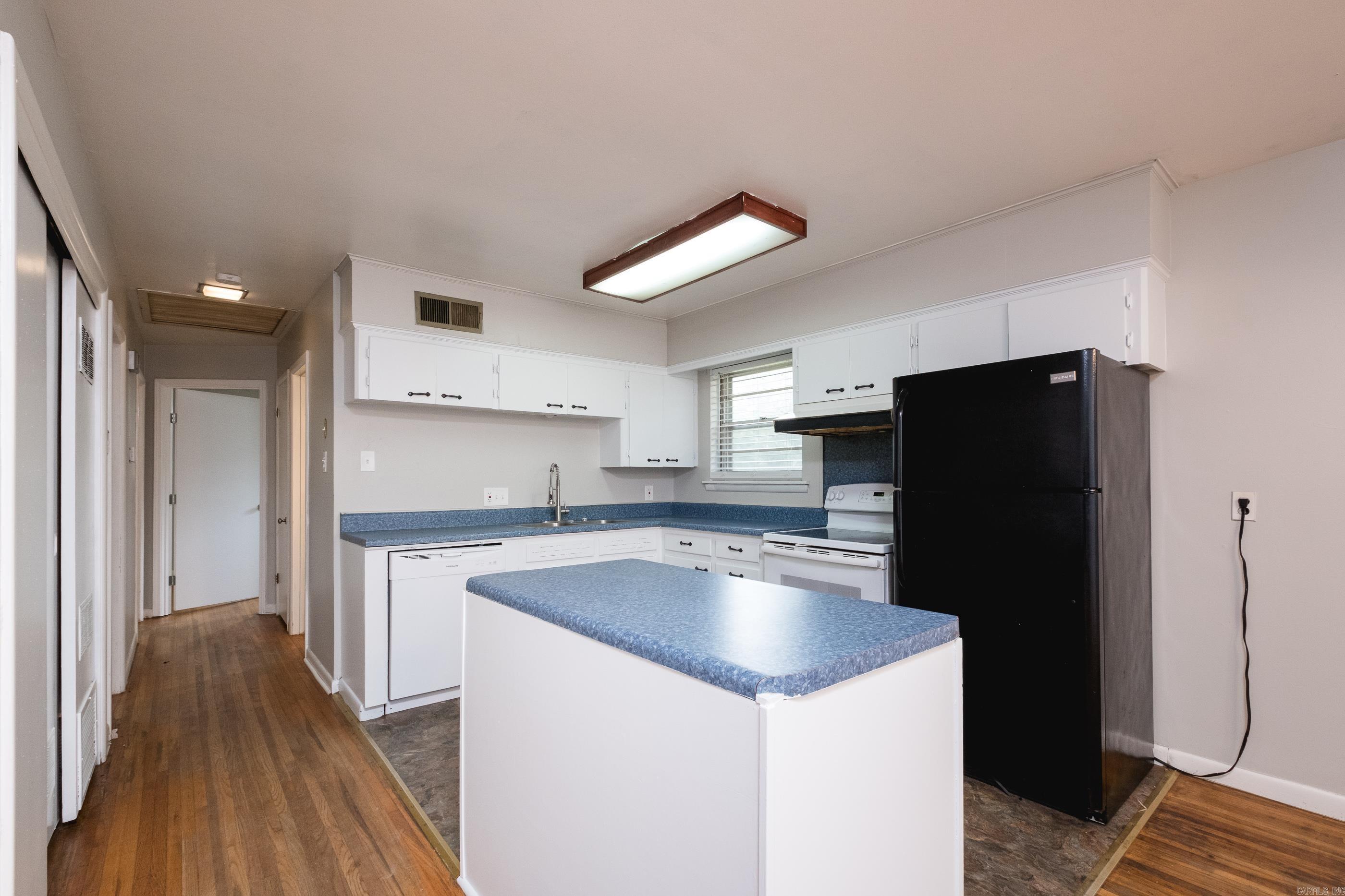 7001 Burton  Little Rock, AR