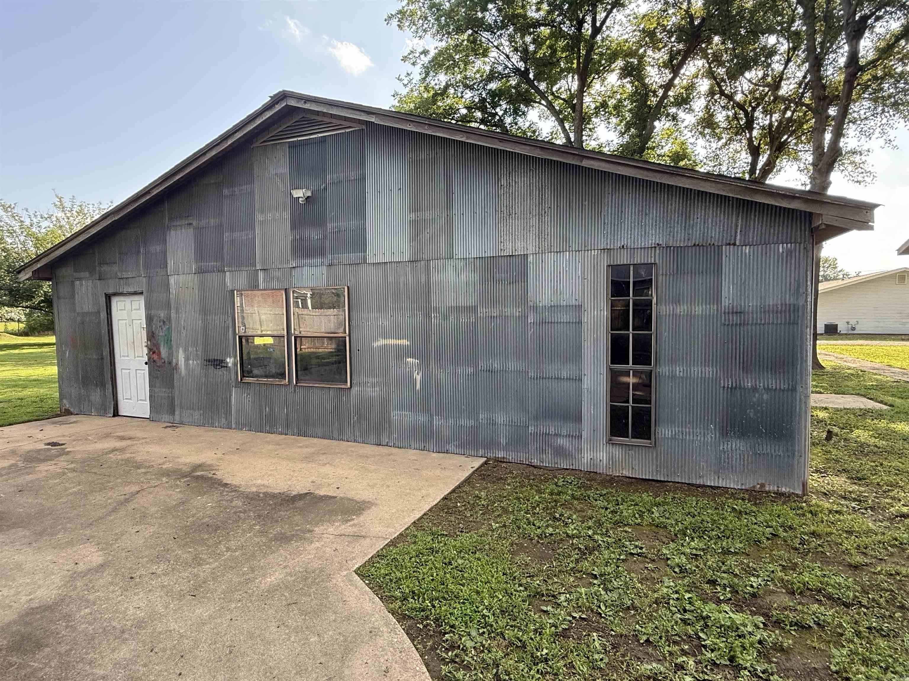 301 Gann  Monette, AR
