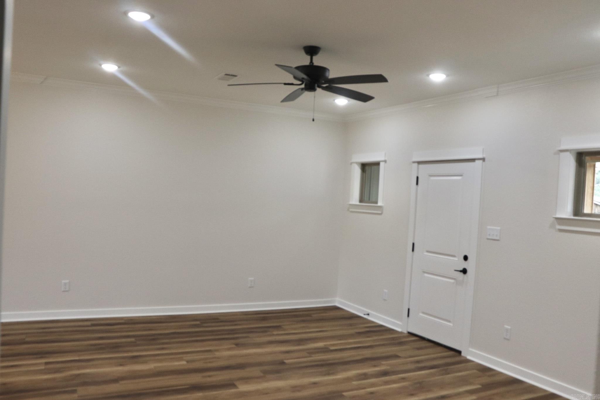1005 N Red  Sheridan, AR
