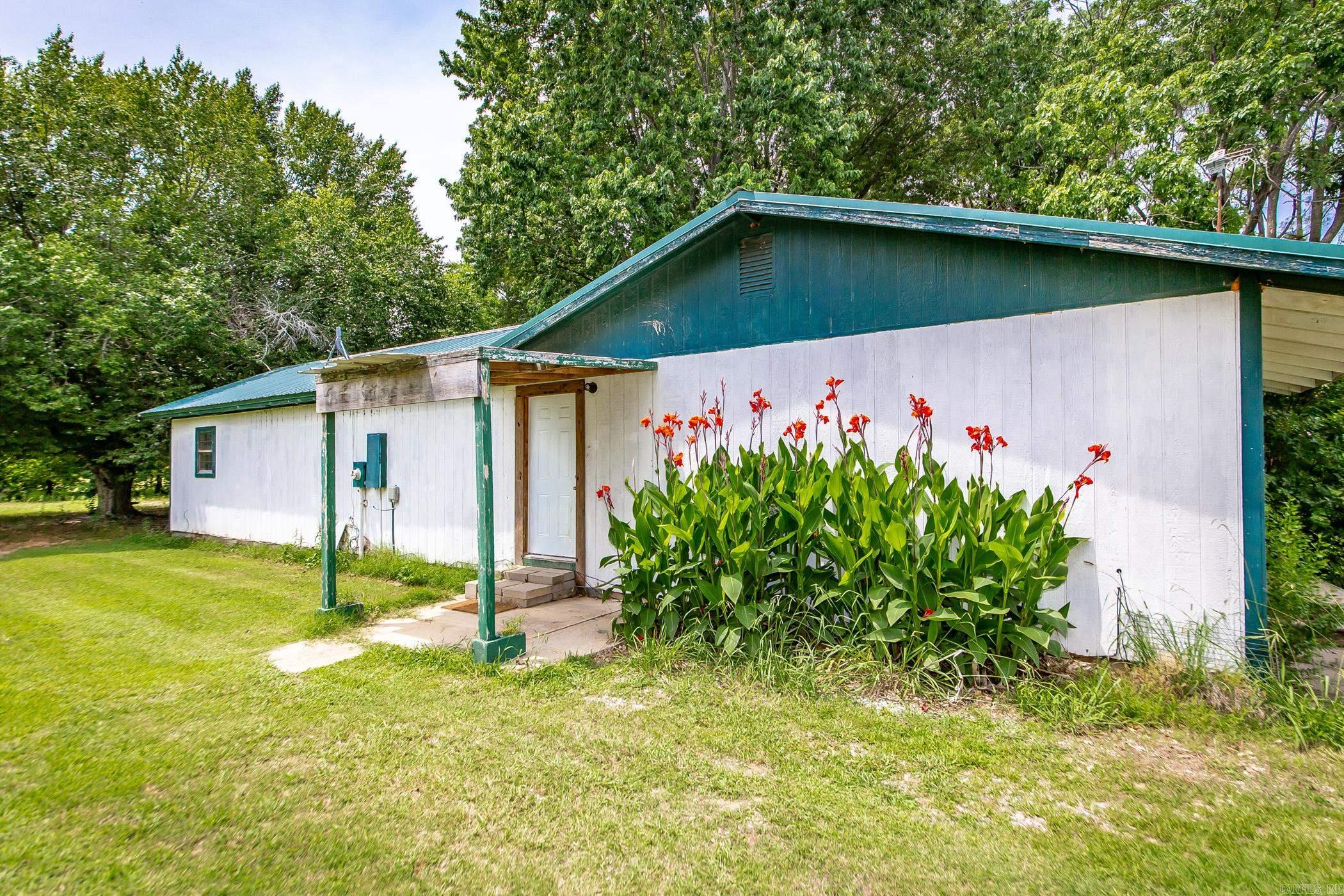 15639 Livesay  Des Arc, AR