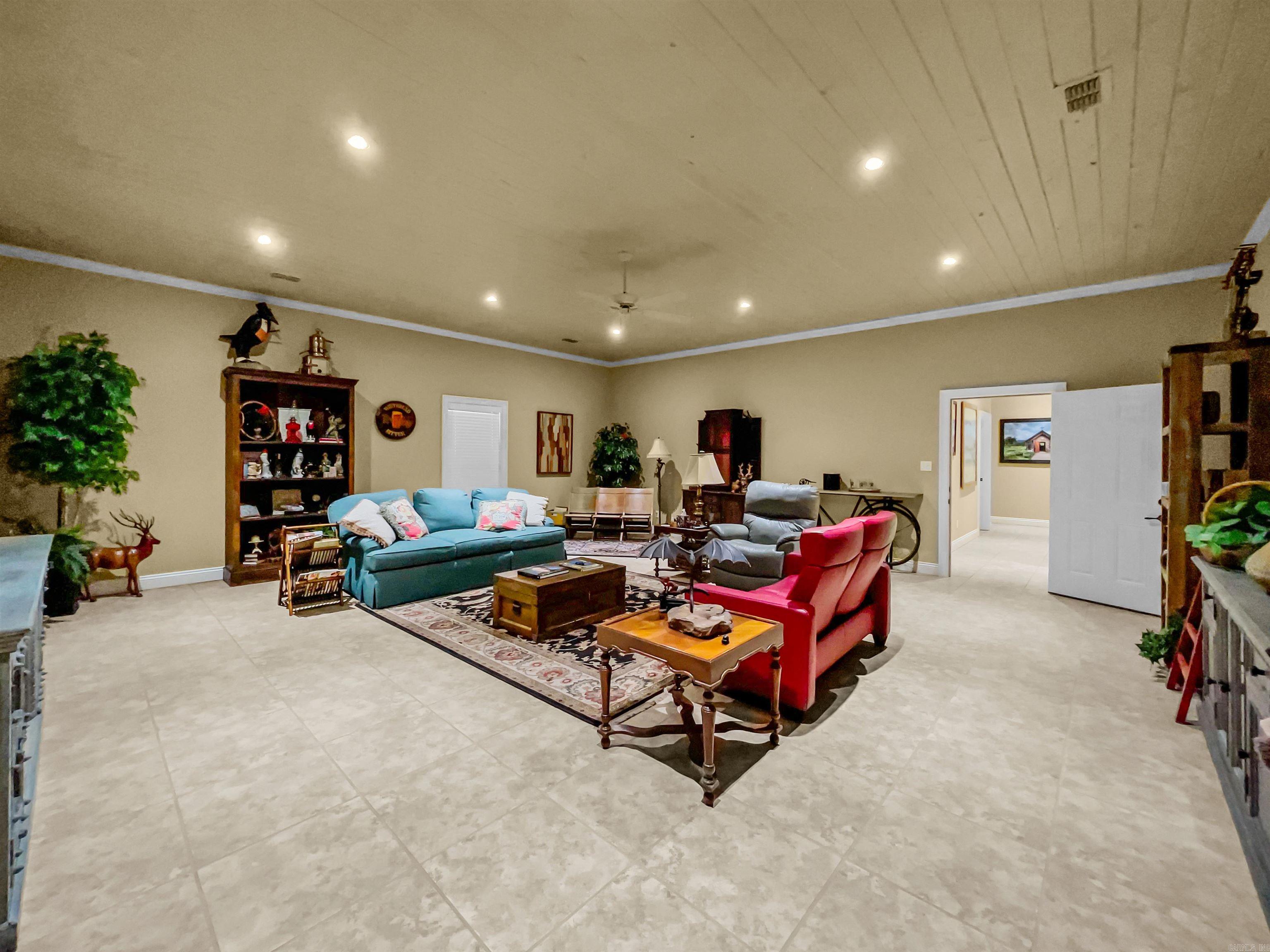 118 W Hoskins  New Boston, AR