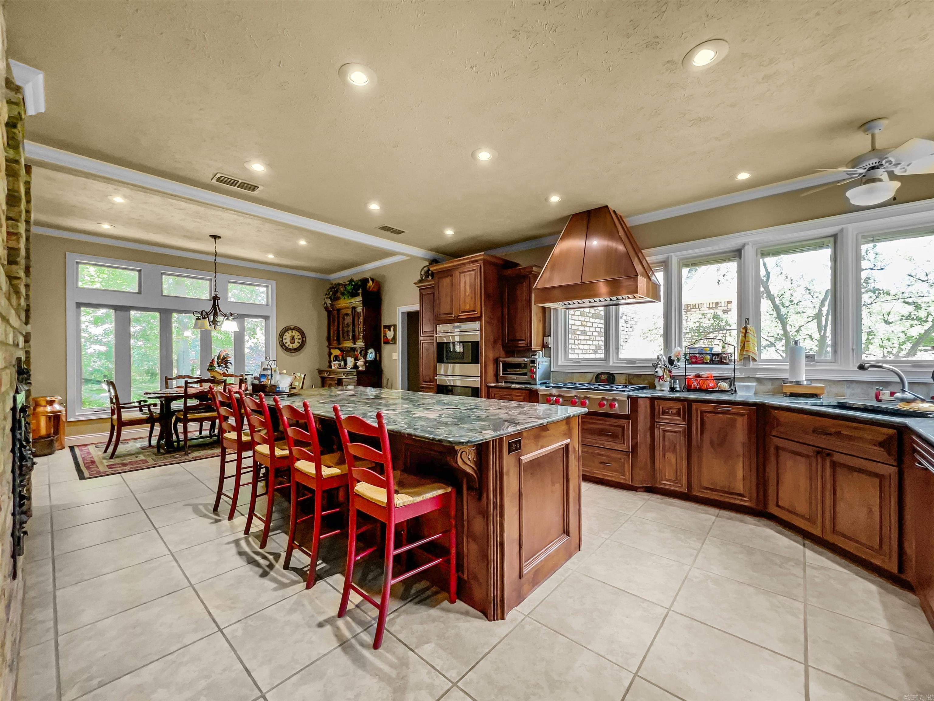 118 W Hoskins  New Boston, AR