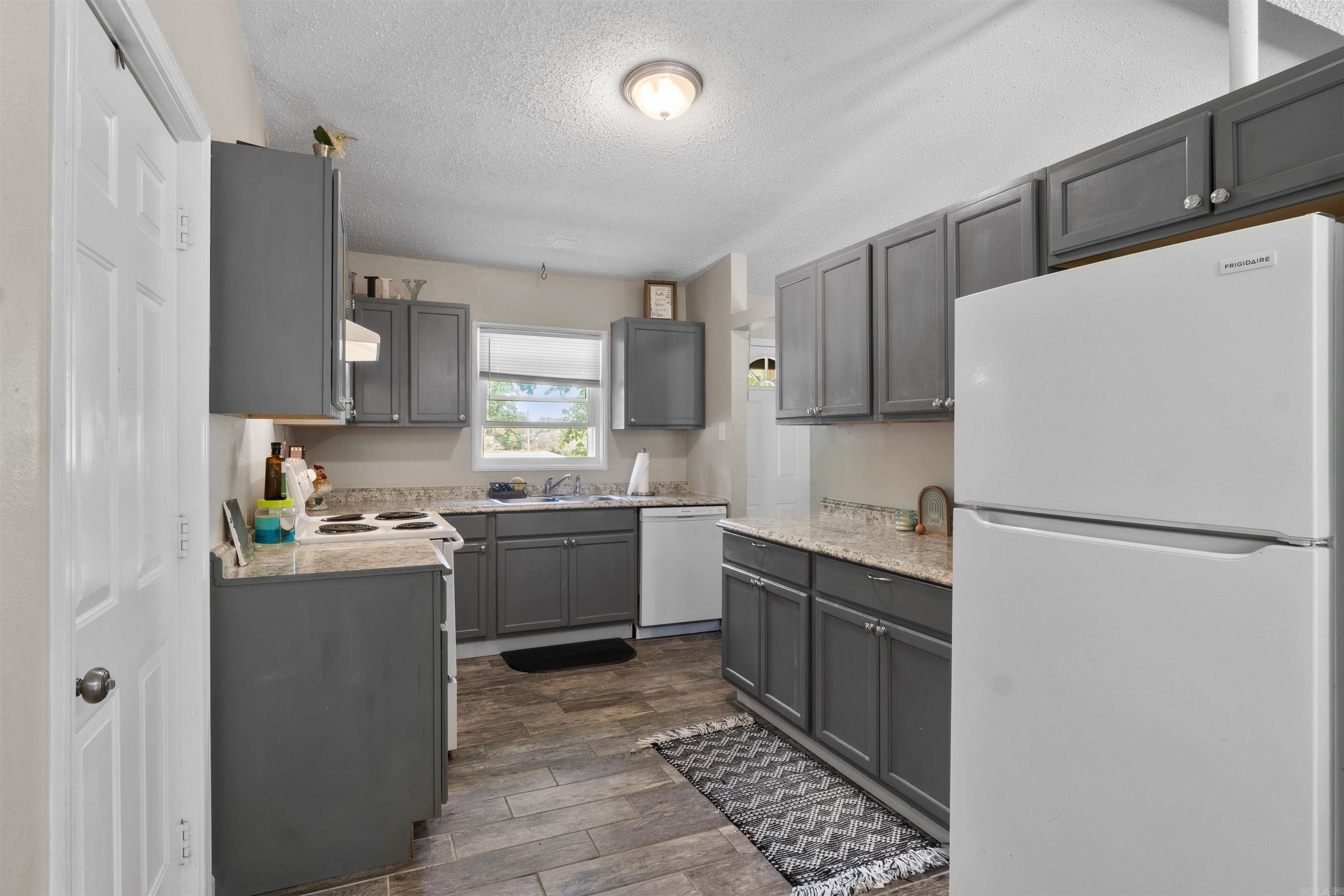 15 Westmont  Little Rock, AR