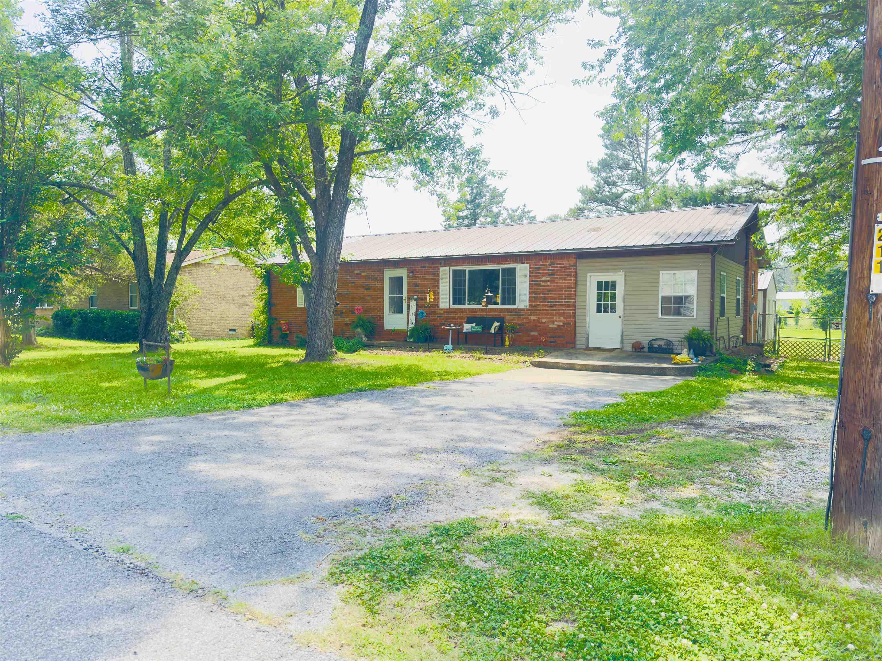 134 Tate Springs  Melbourne, AR