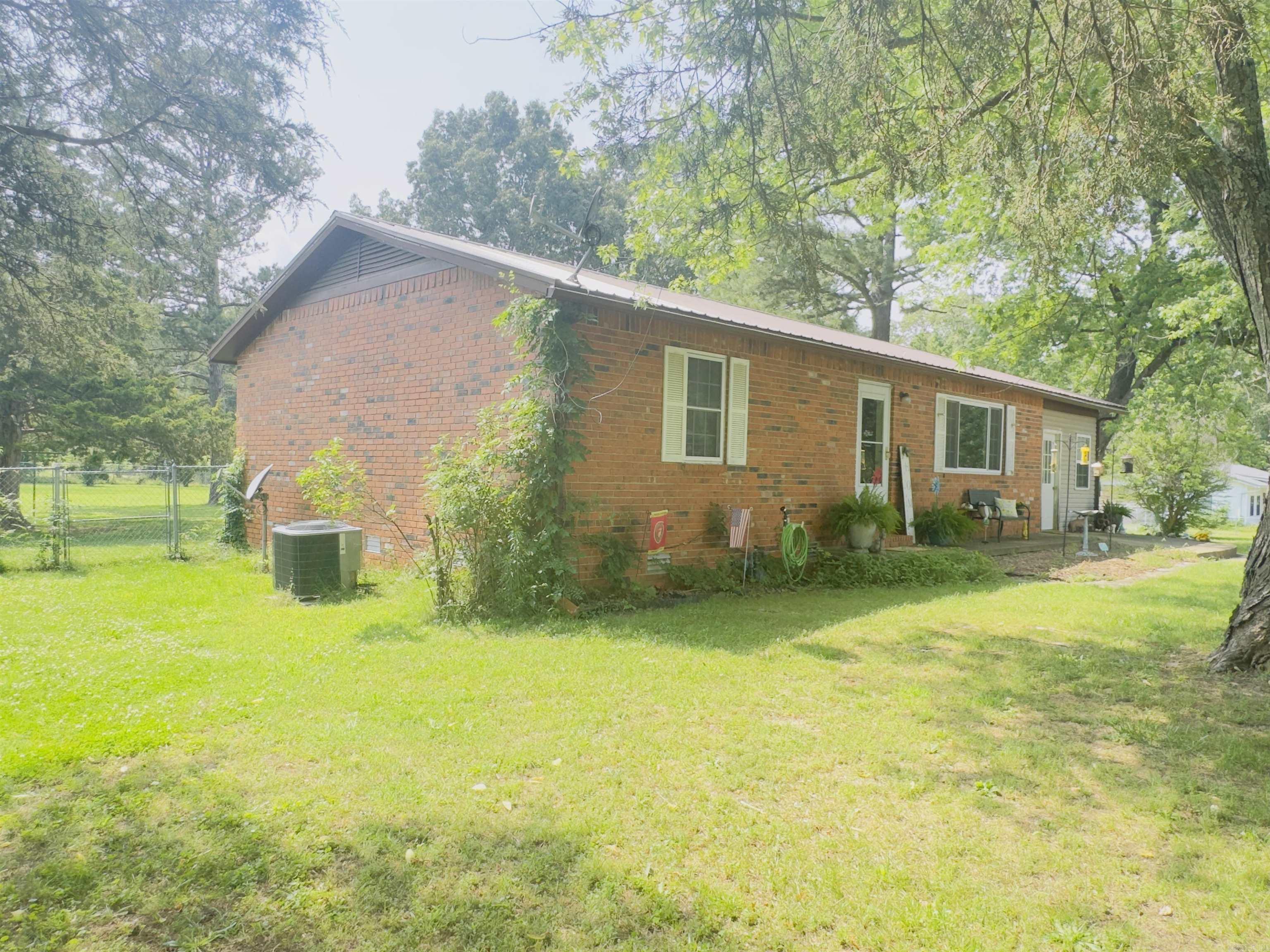 134 Tate Springs  Melbourne, AR