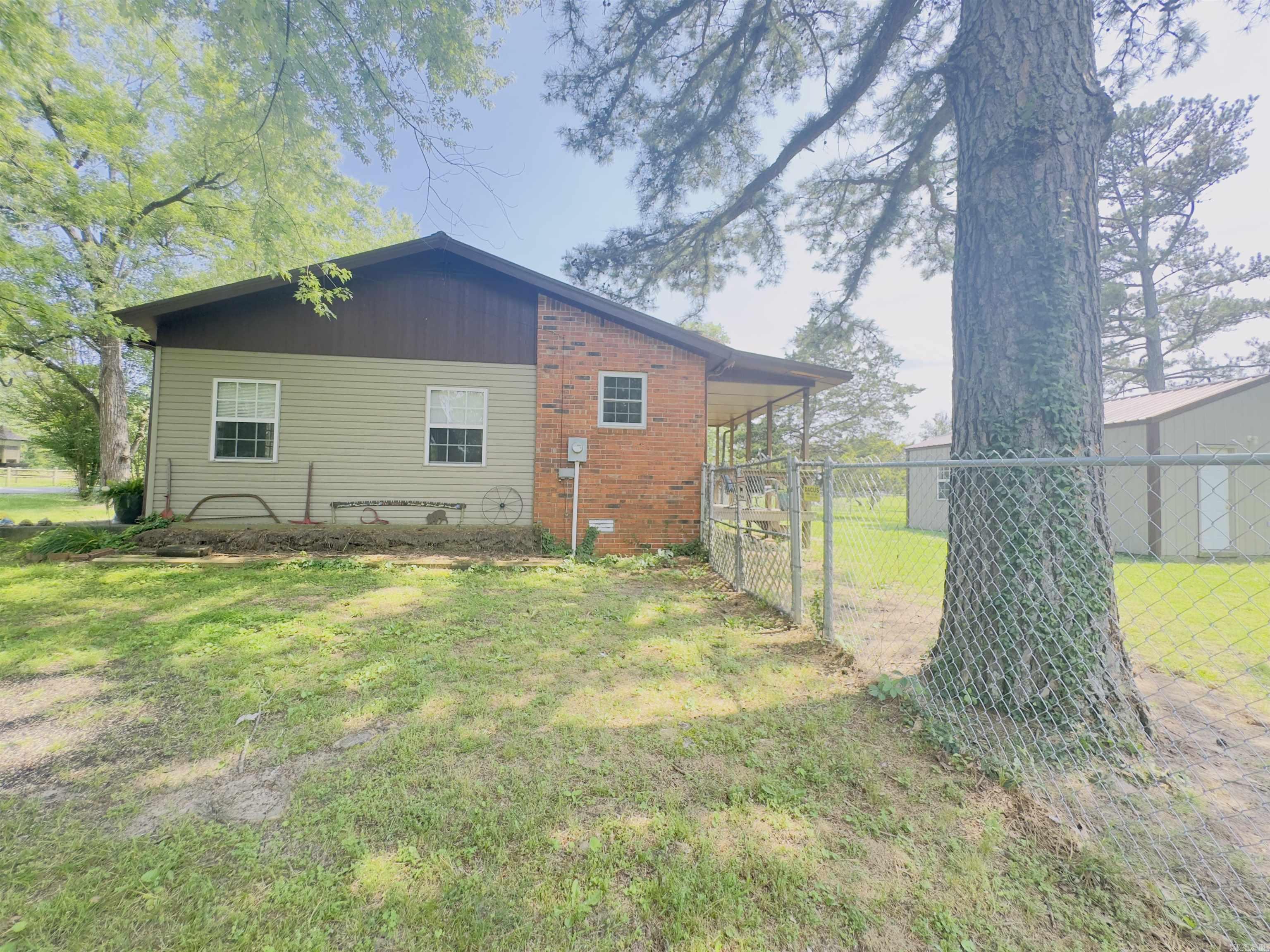 134 Tate Springs  Melbourne, AR