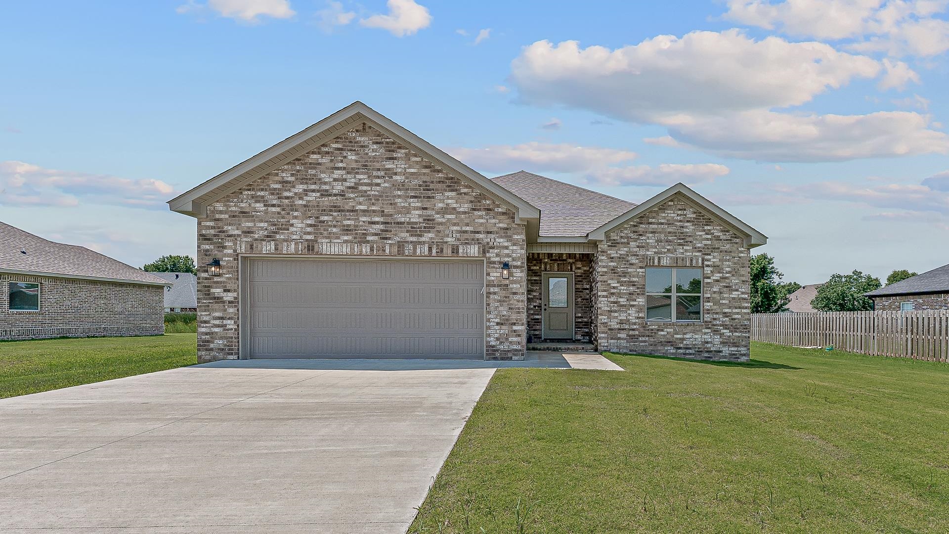 1241 Stella  Trumann, AR