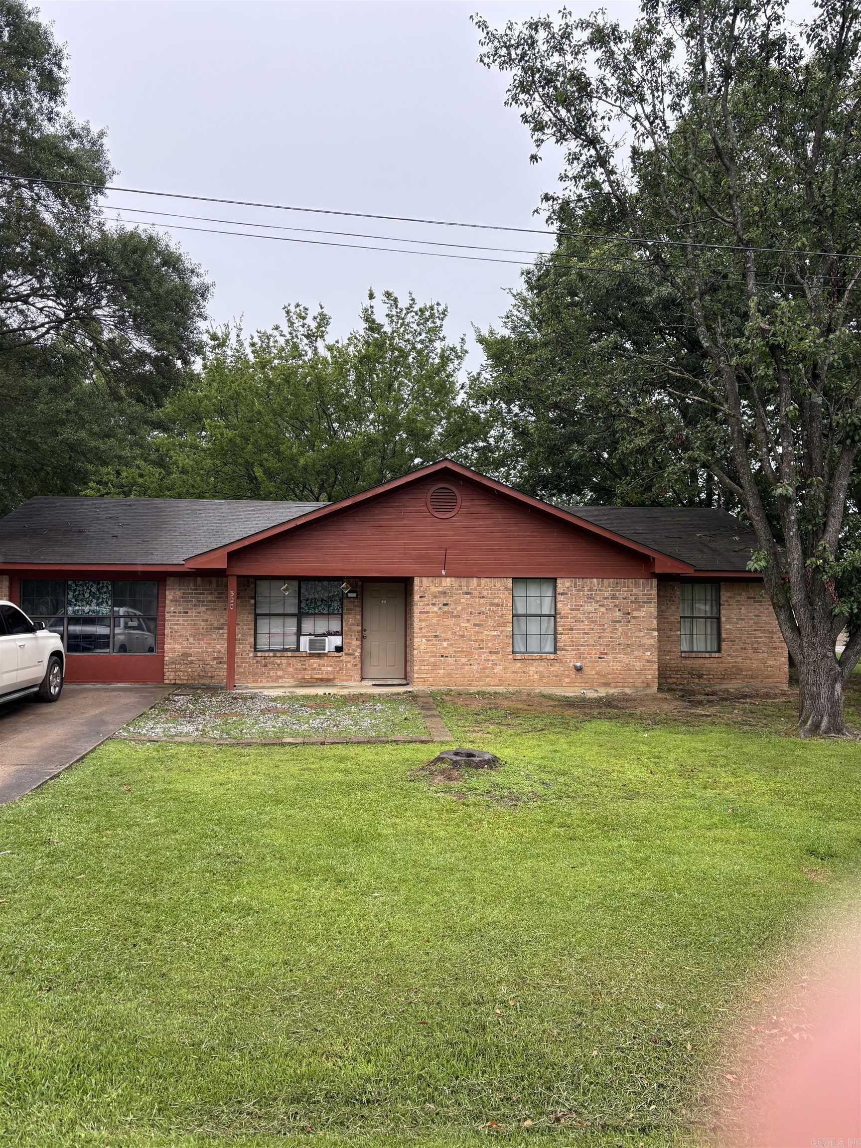 320 S Lewis  Mineral Sprs., AR