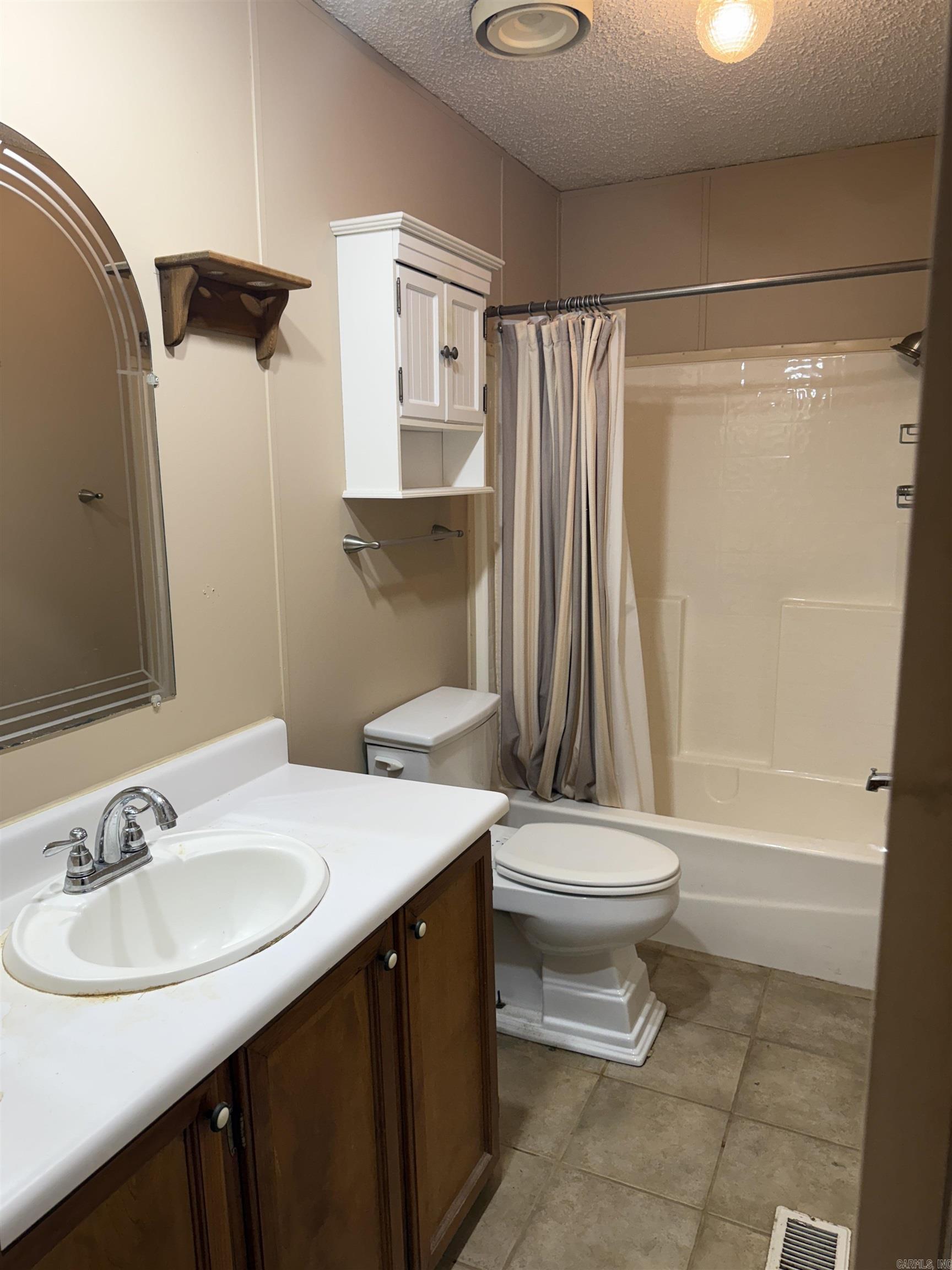 32 Rolling Creek  Conway, AR