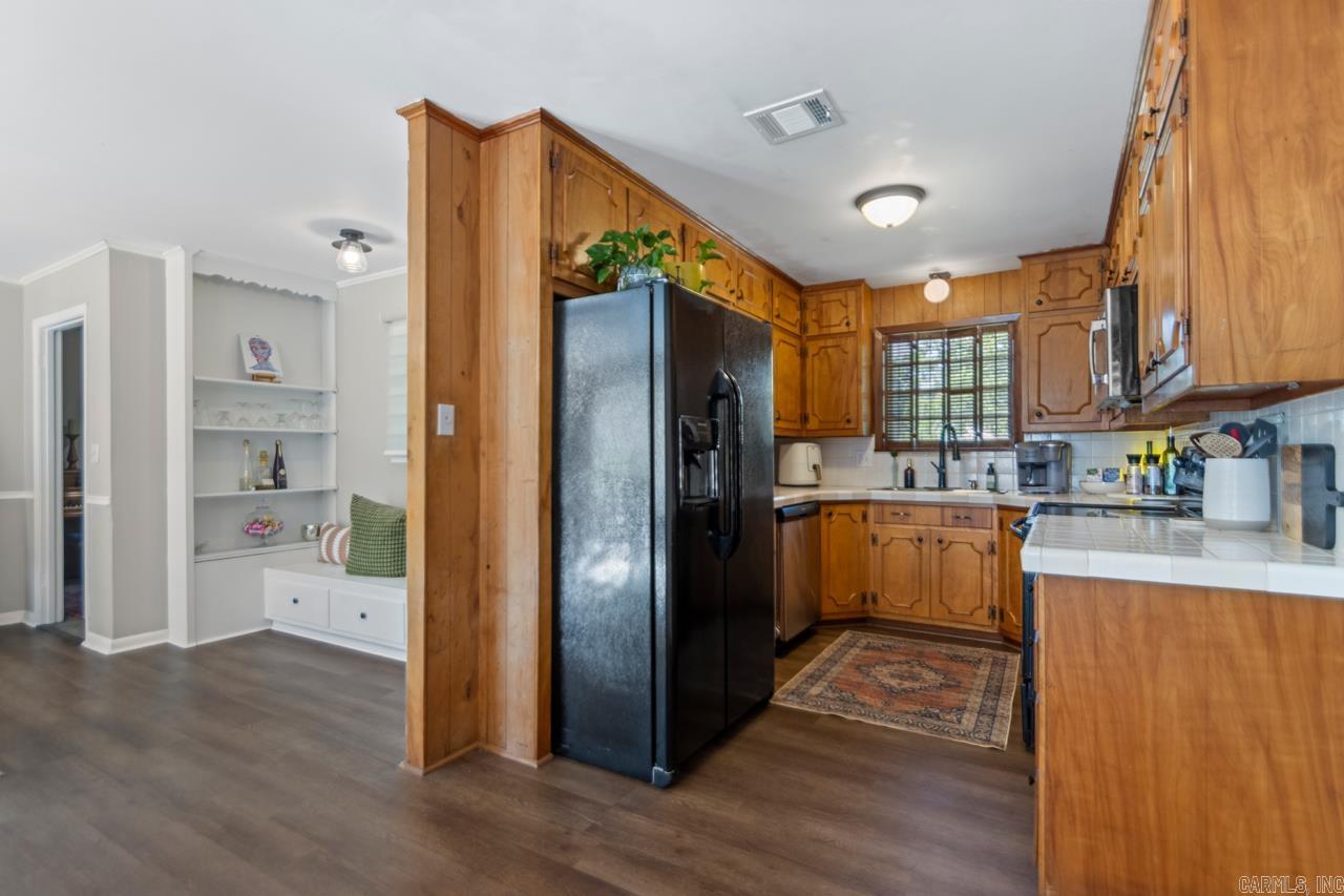 1920 W Arch  Searcy, AR