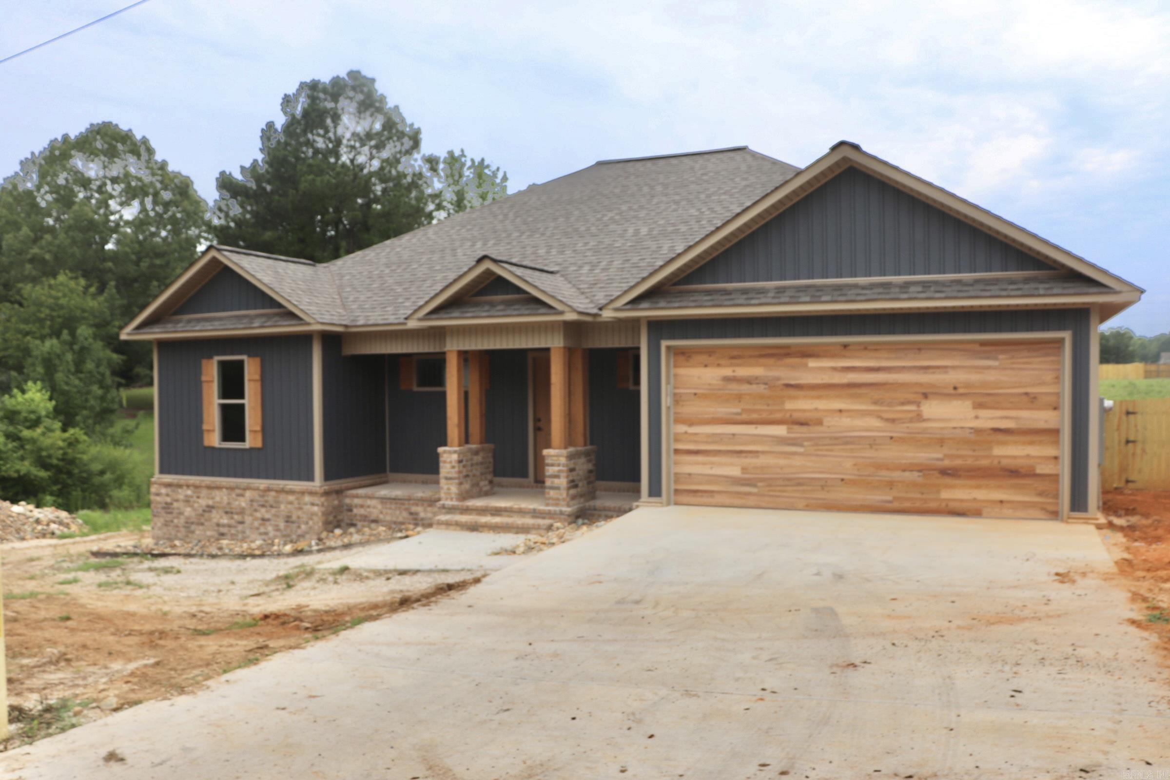 1001 N Red  Sheridan, AR