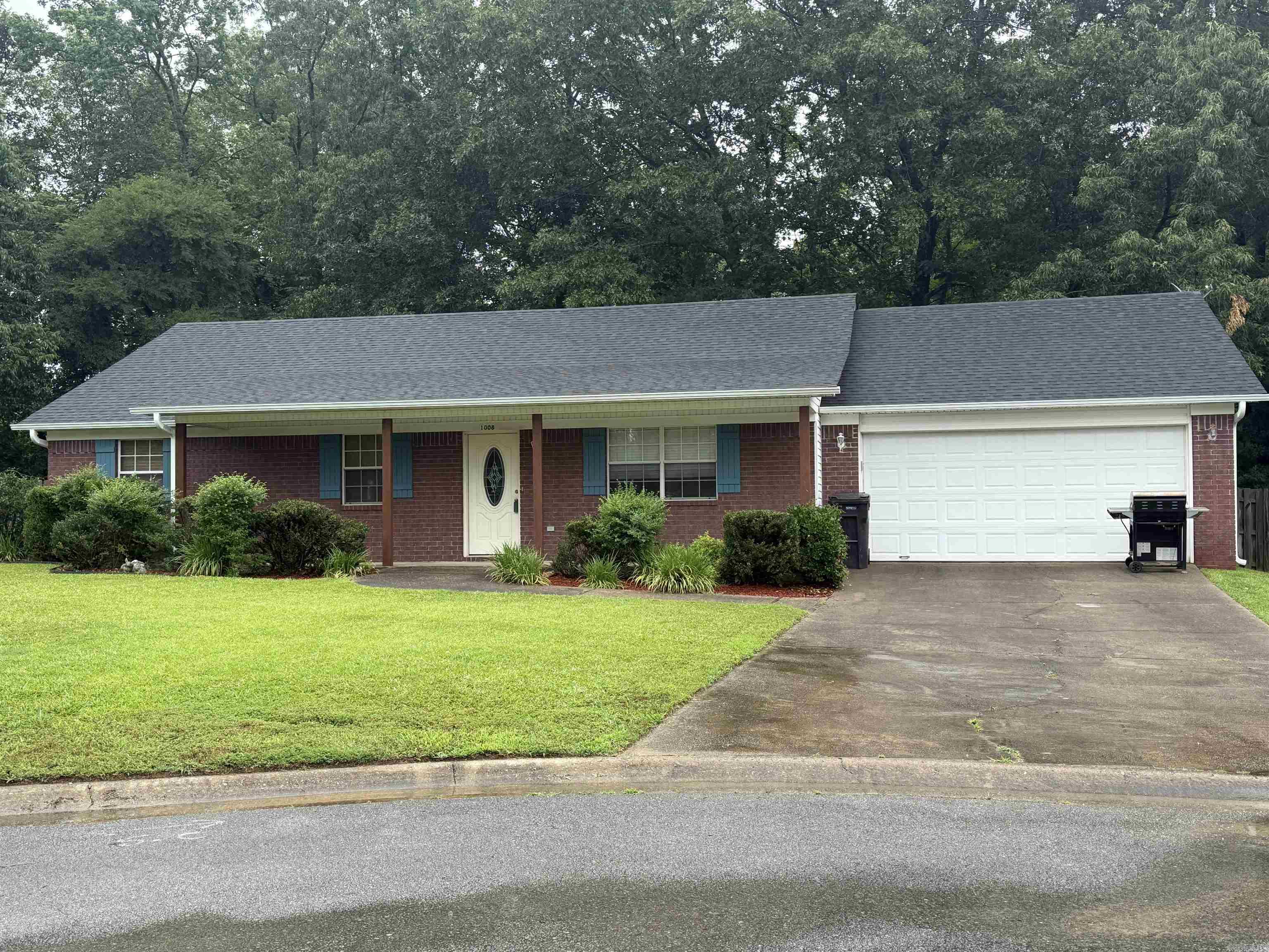 1008 Fox Ridge Drive  Benton, AR