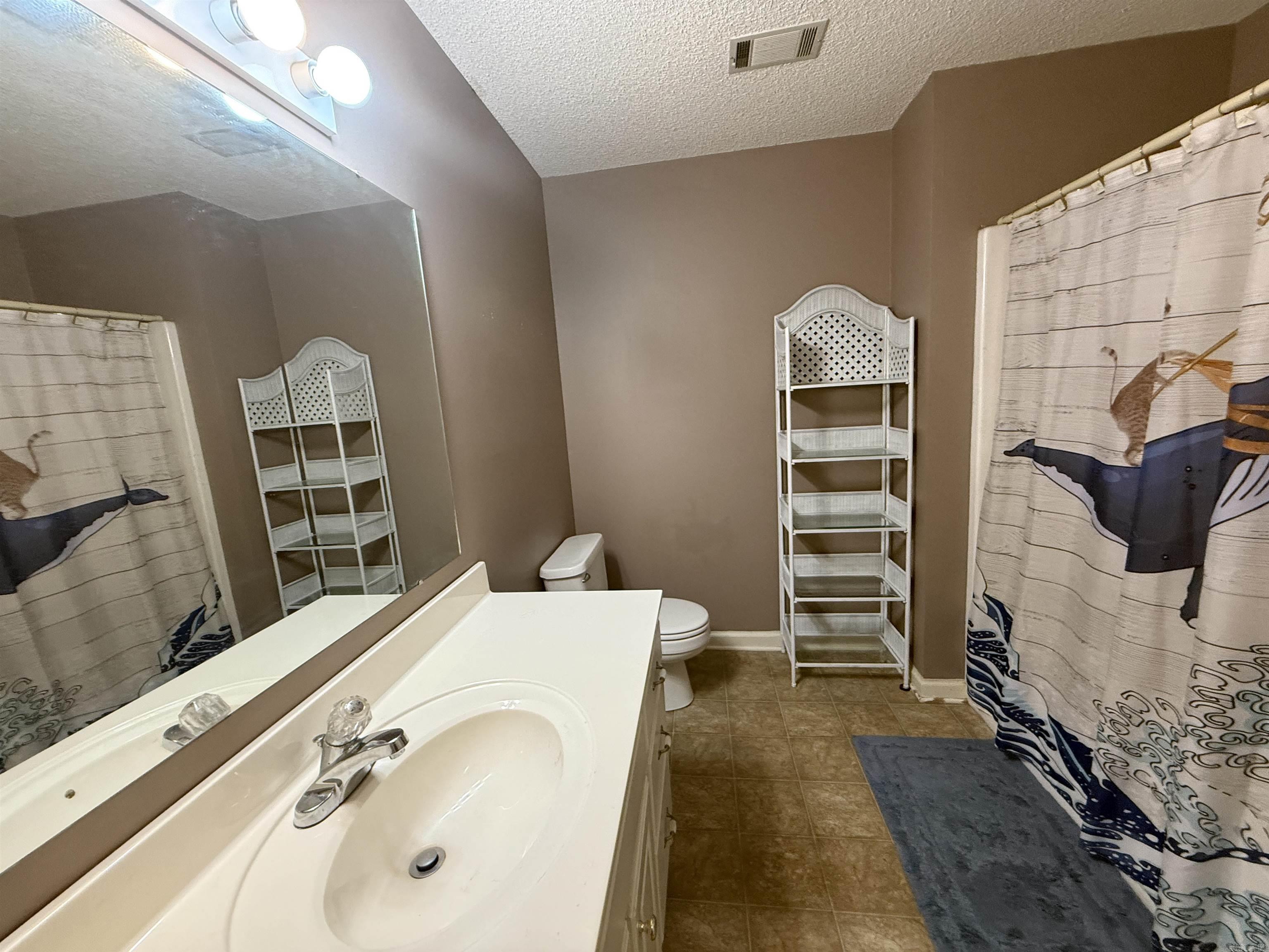 1008 Fox Ridge Drive  Benton, AR