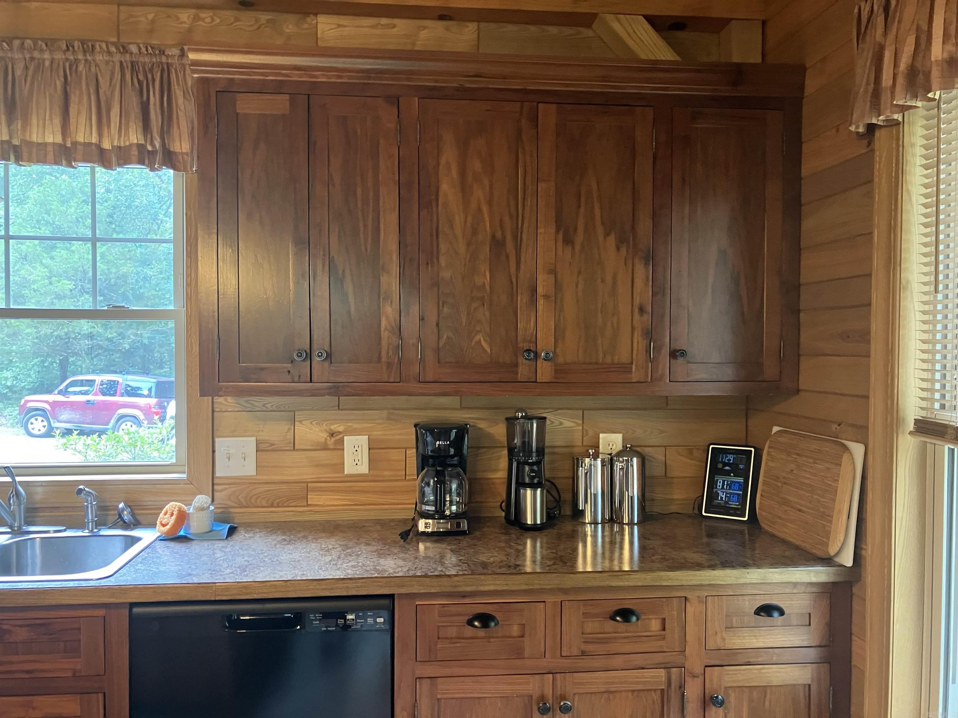 52 Rocky Shoals Road  Mount Ida, AR