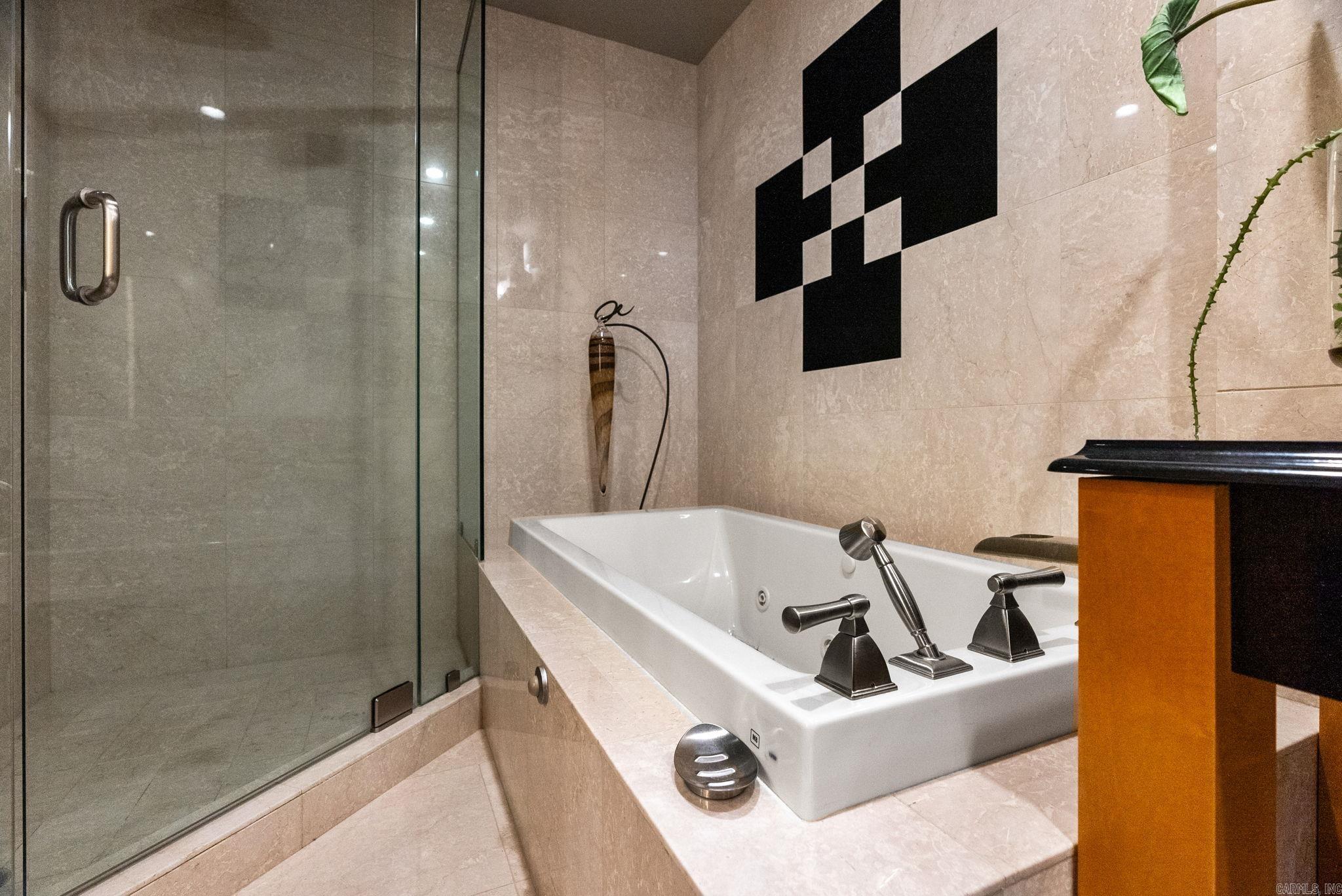300 E Third #1701  Little Rock, AR