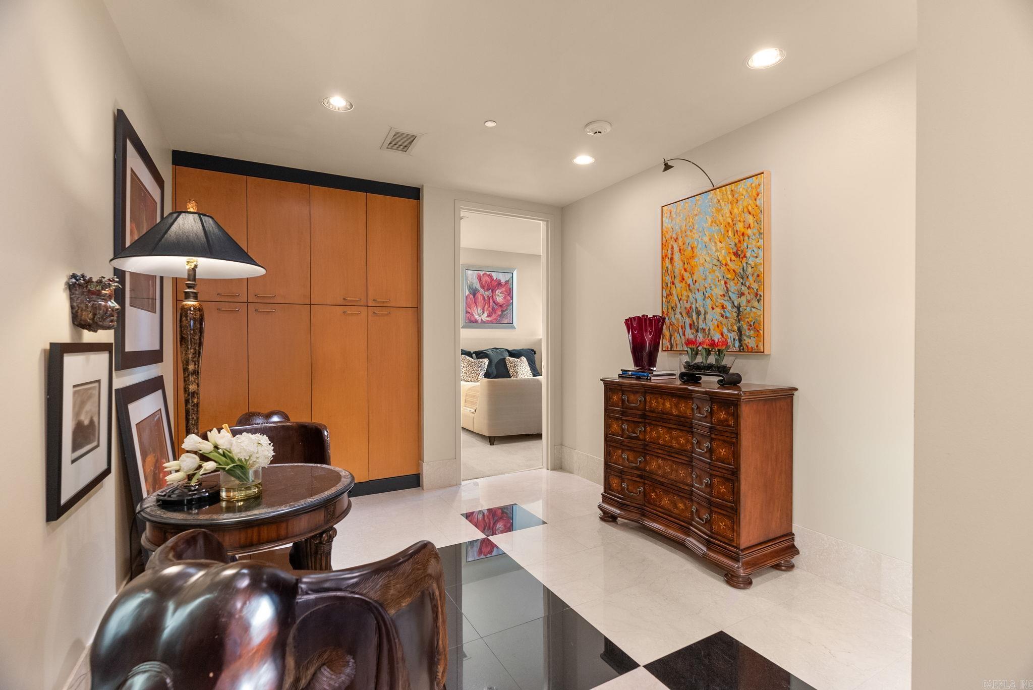 300 E Third #1701  Little Rock, AR