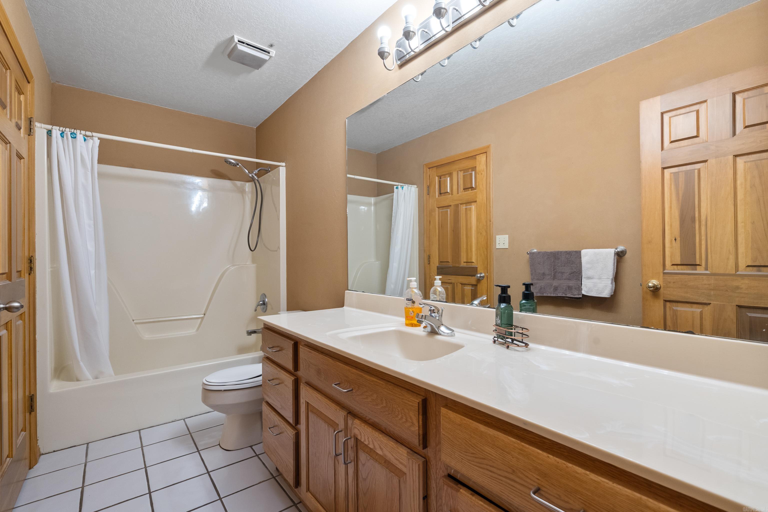 111 Black Oak  Hot Springs, AR