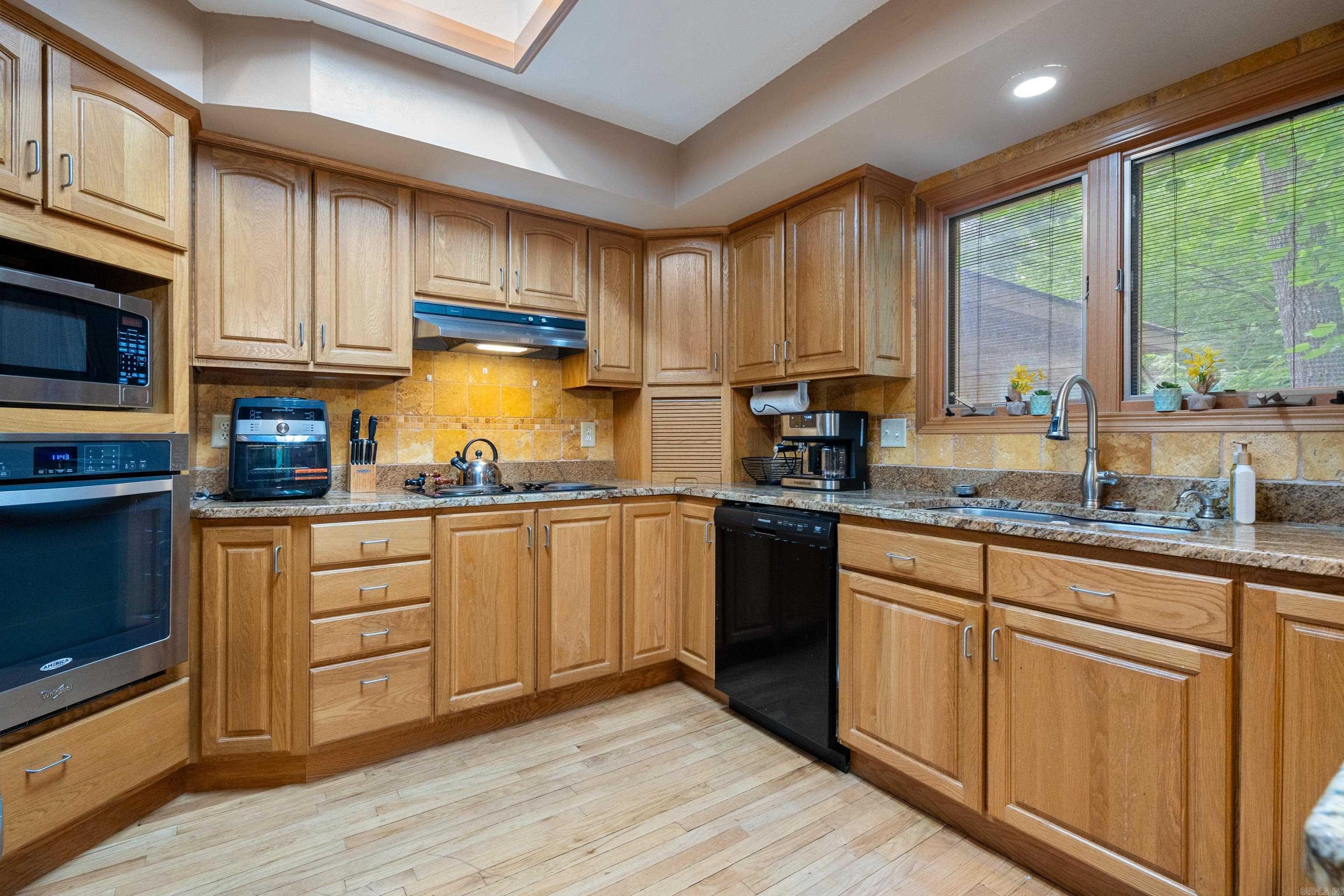 111 Black Oak  Hot Springs, AR