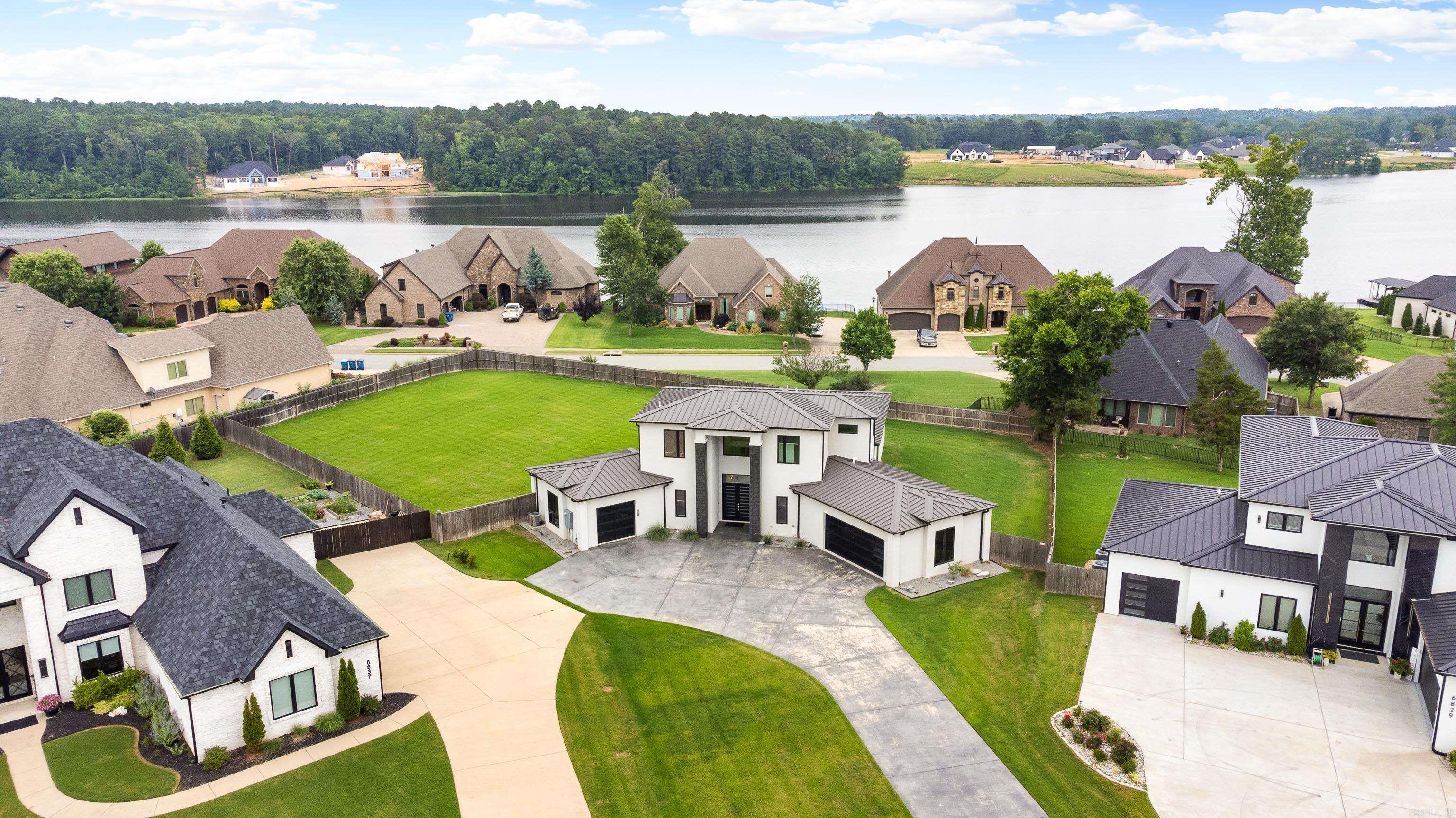 6833 Hilo Ave  Benton, AR