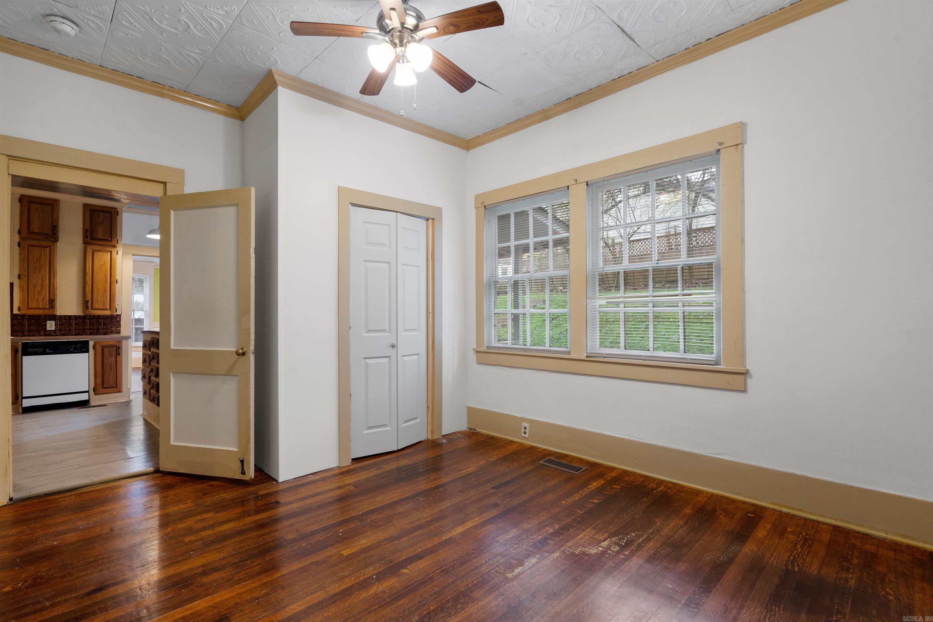 111-113 Dell  Hot Springs, AR