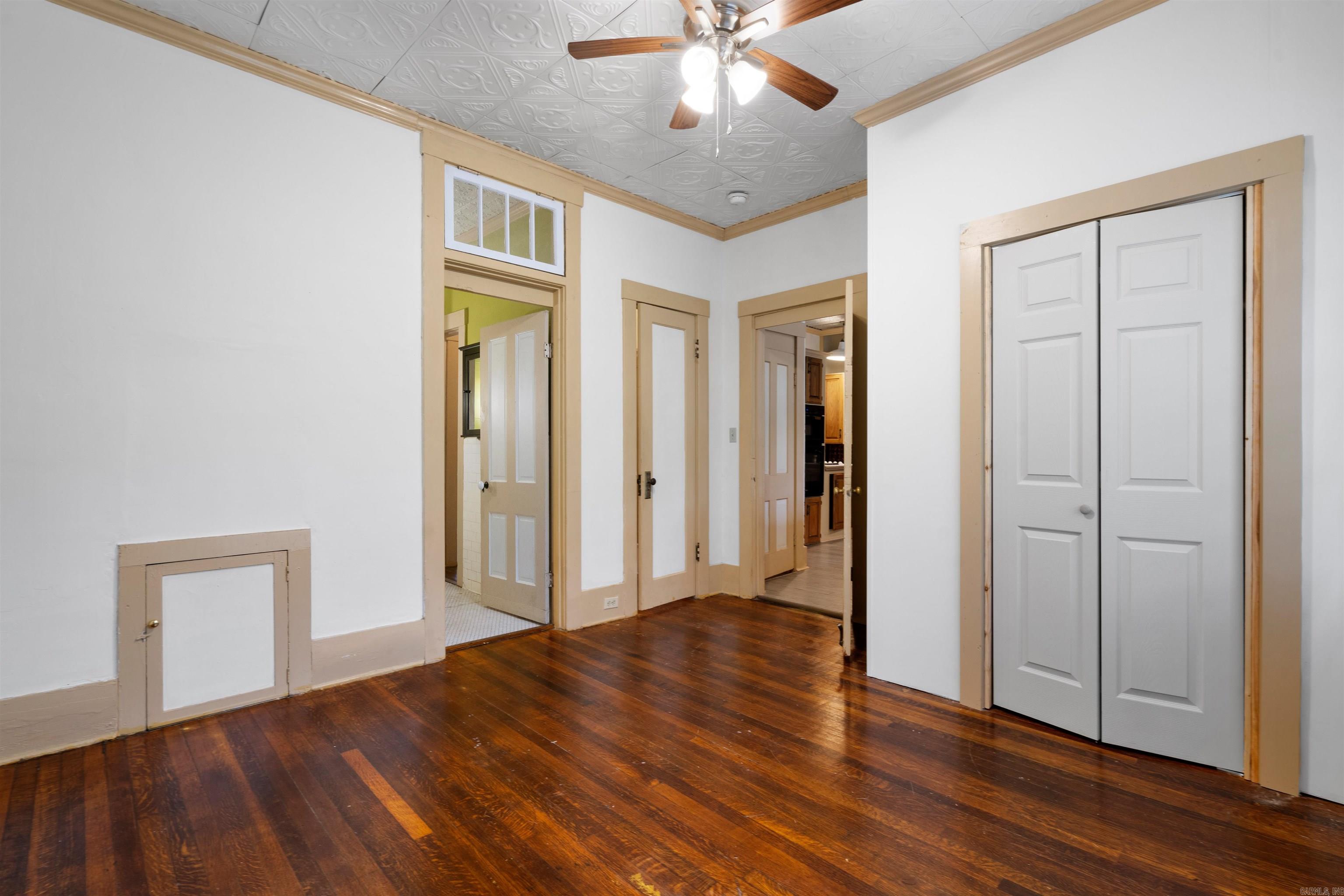 111-113 Dell  Hot Springs, AR