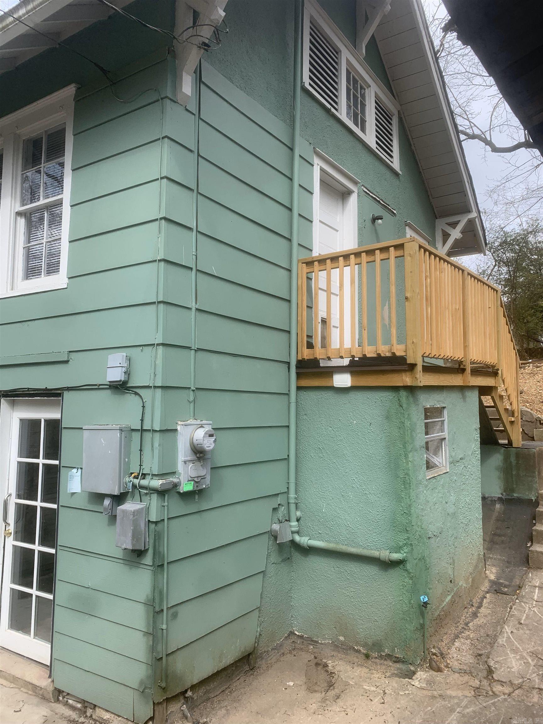 111-113 Dell  Hot Springs, AR
