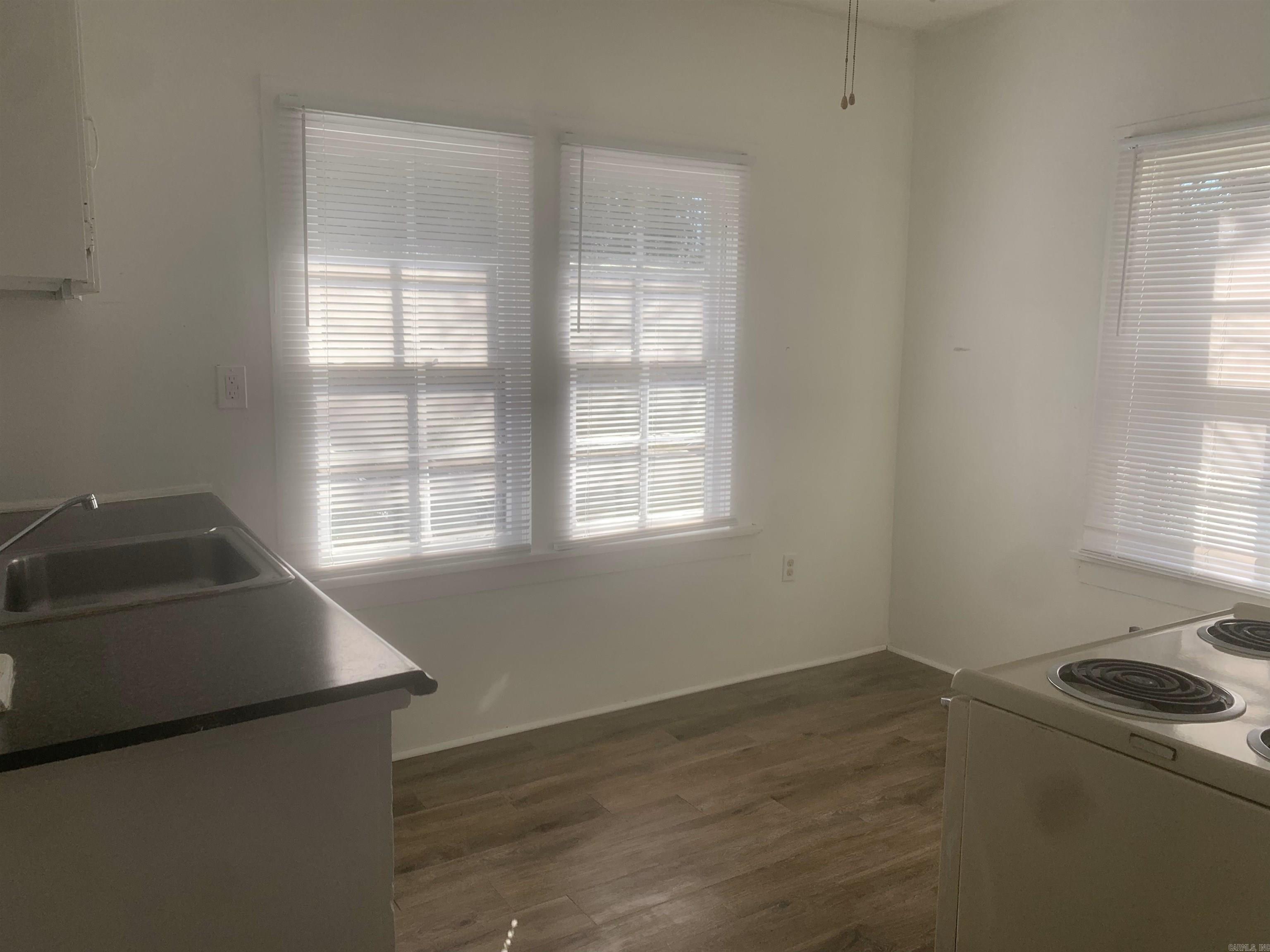 111-113 Dell  Hot Springs, AR