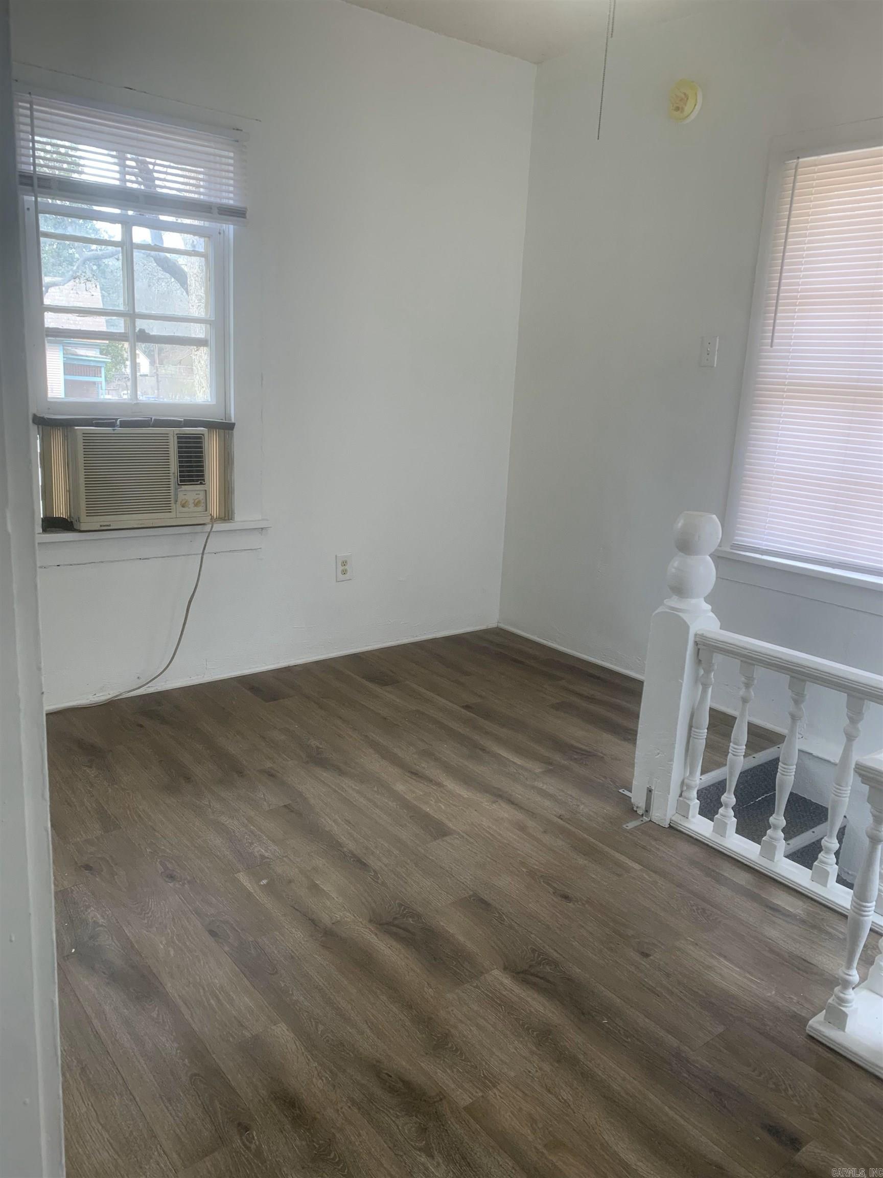 111-113 Dell  Hot Springs, AR