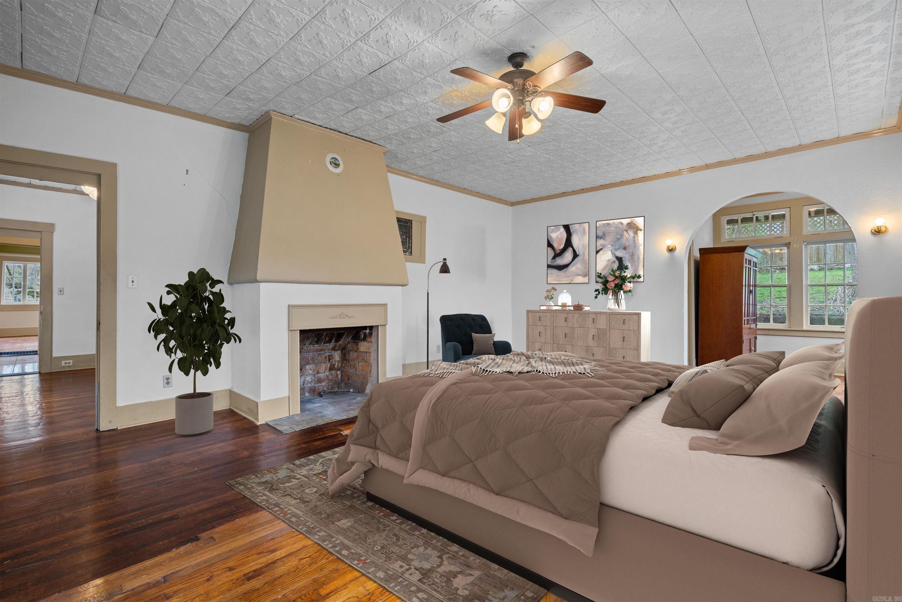 111-113 Dell  Hot Springs, AR
