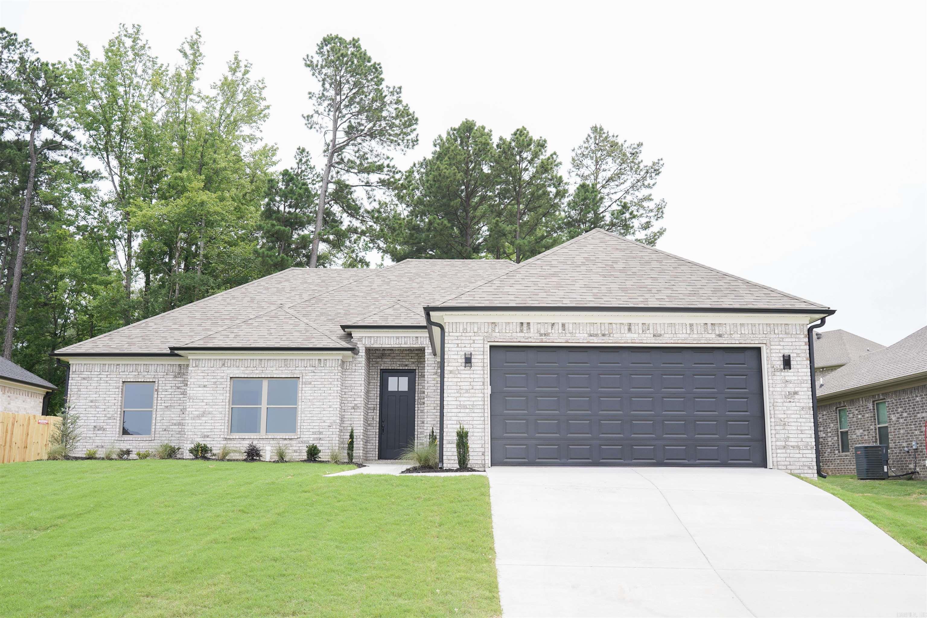 4013 Springwood  Bryant, AR