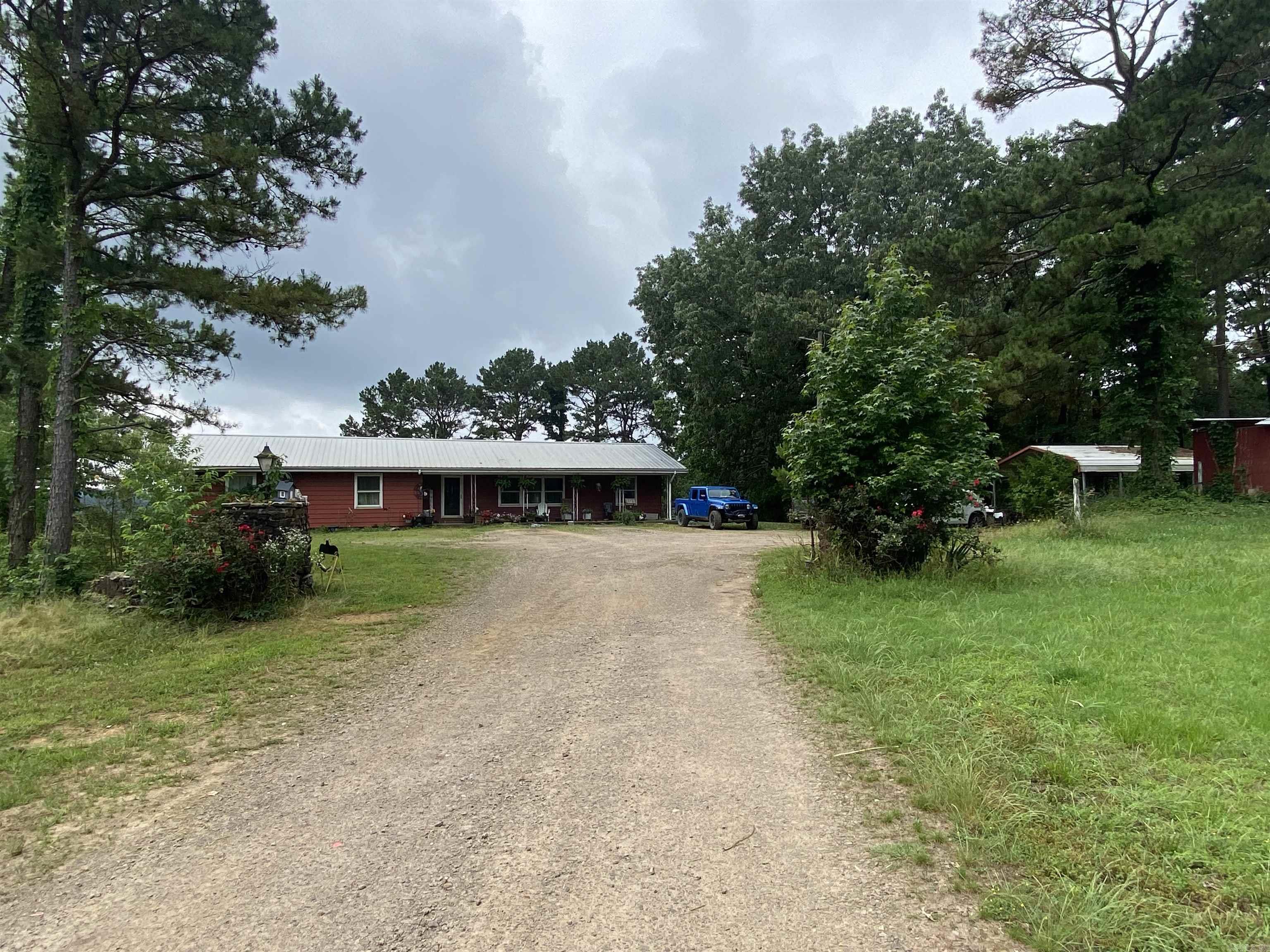 2403 County Road 3290  Clarksville, AR